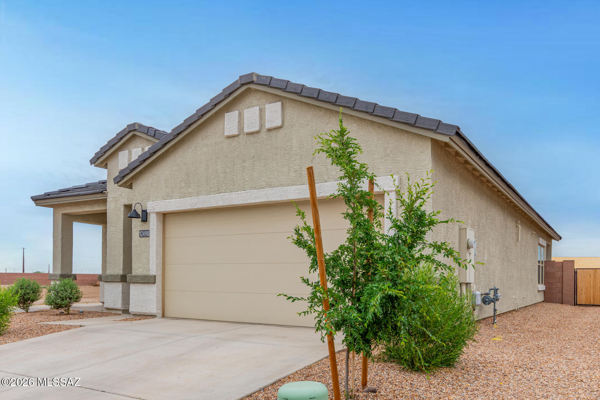 12498 W Nicholas Drive