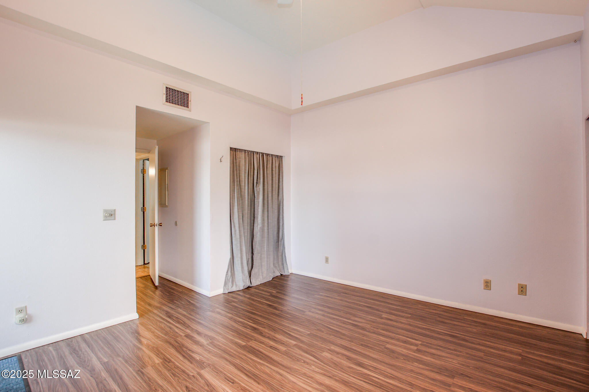 Conquistador Heights Condos (1-5) - Residential