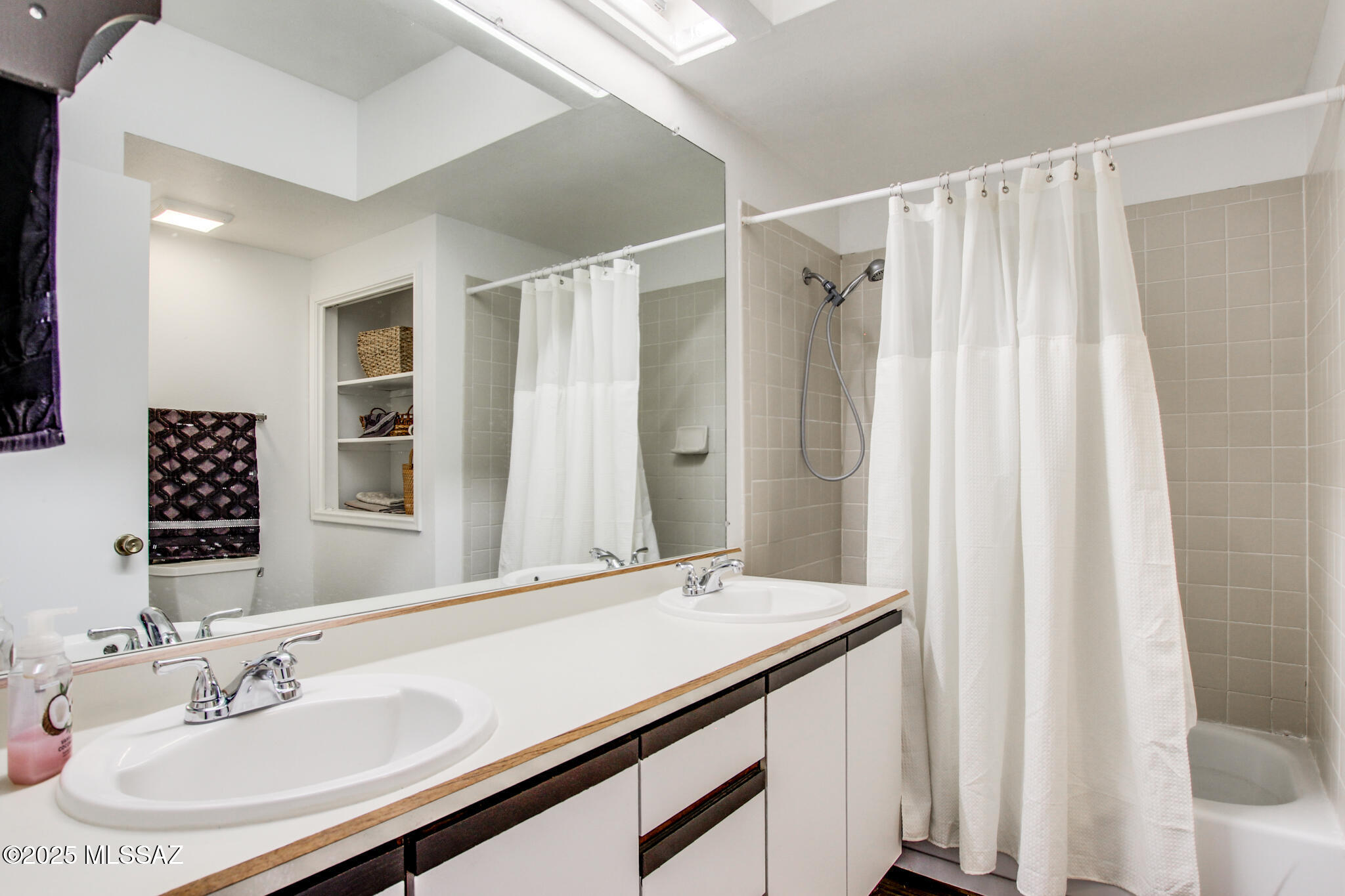 Conquistador Heights Condos (1-5) - Residential
