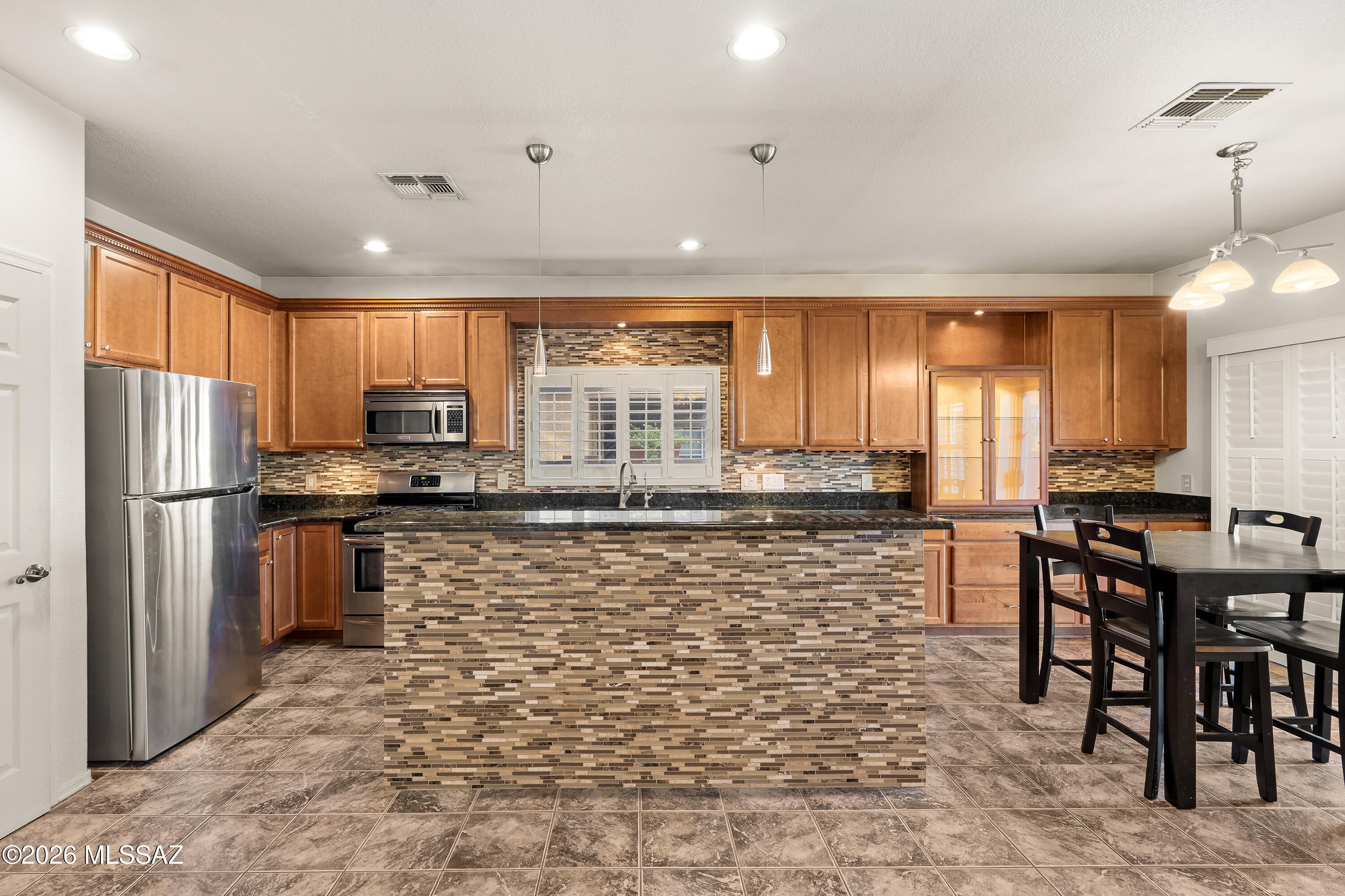 8140 N Iron Ridge Drive