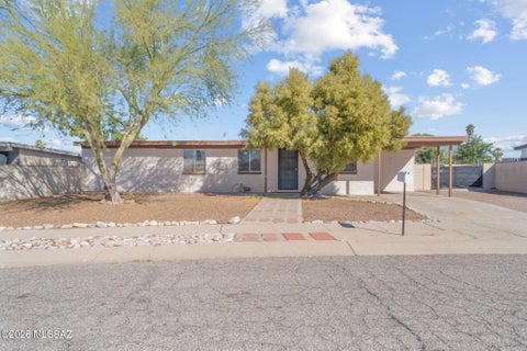 Photo of 7739 E Pecan Street, Tucson, AZ 85730 (MLS # 22619427)