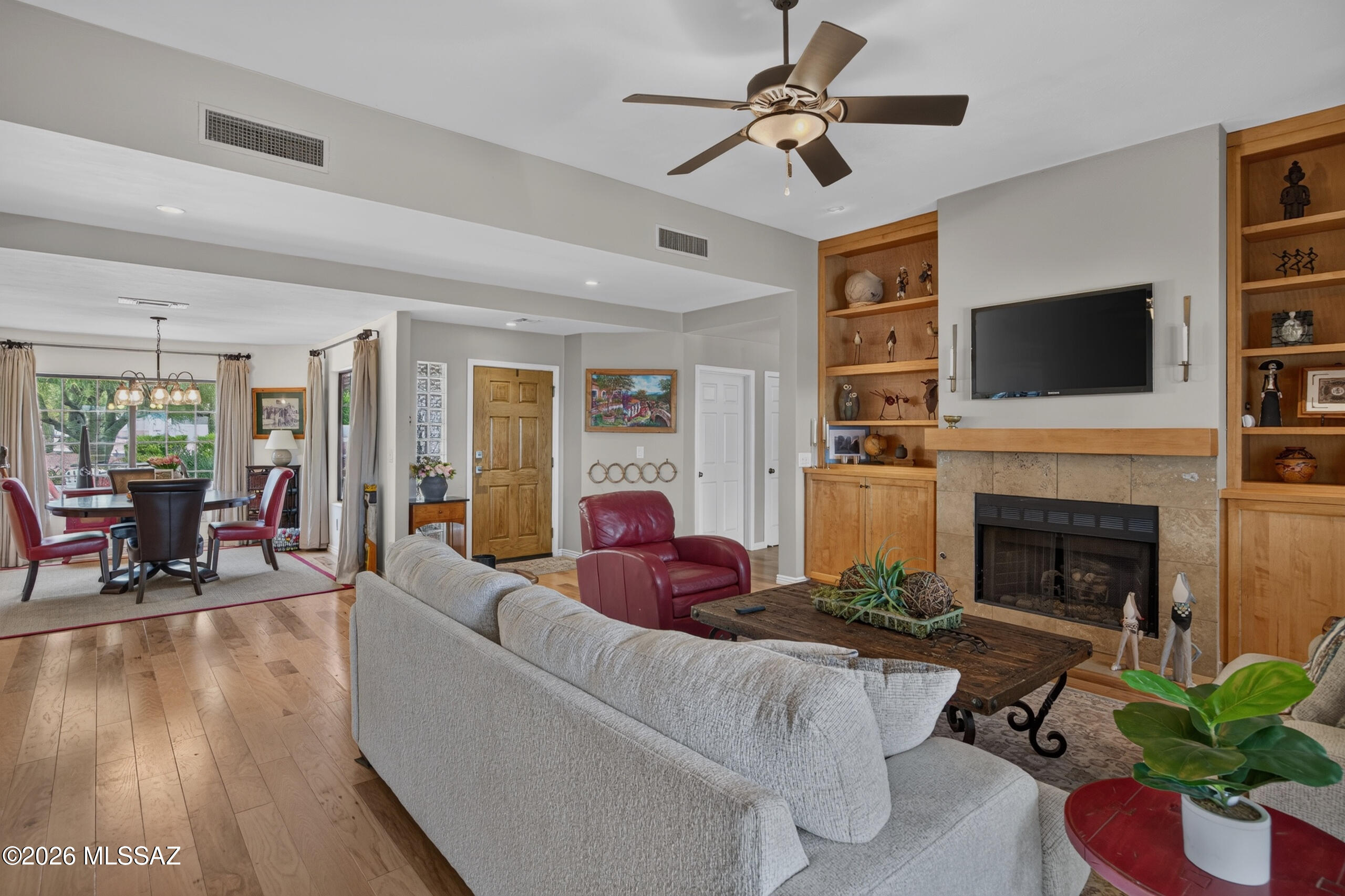 1154 W Masters Circle