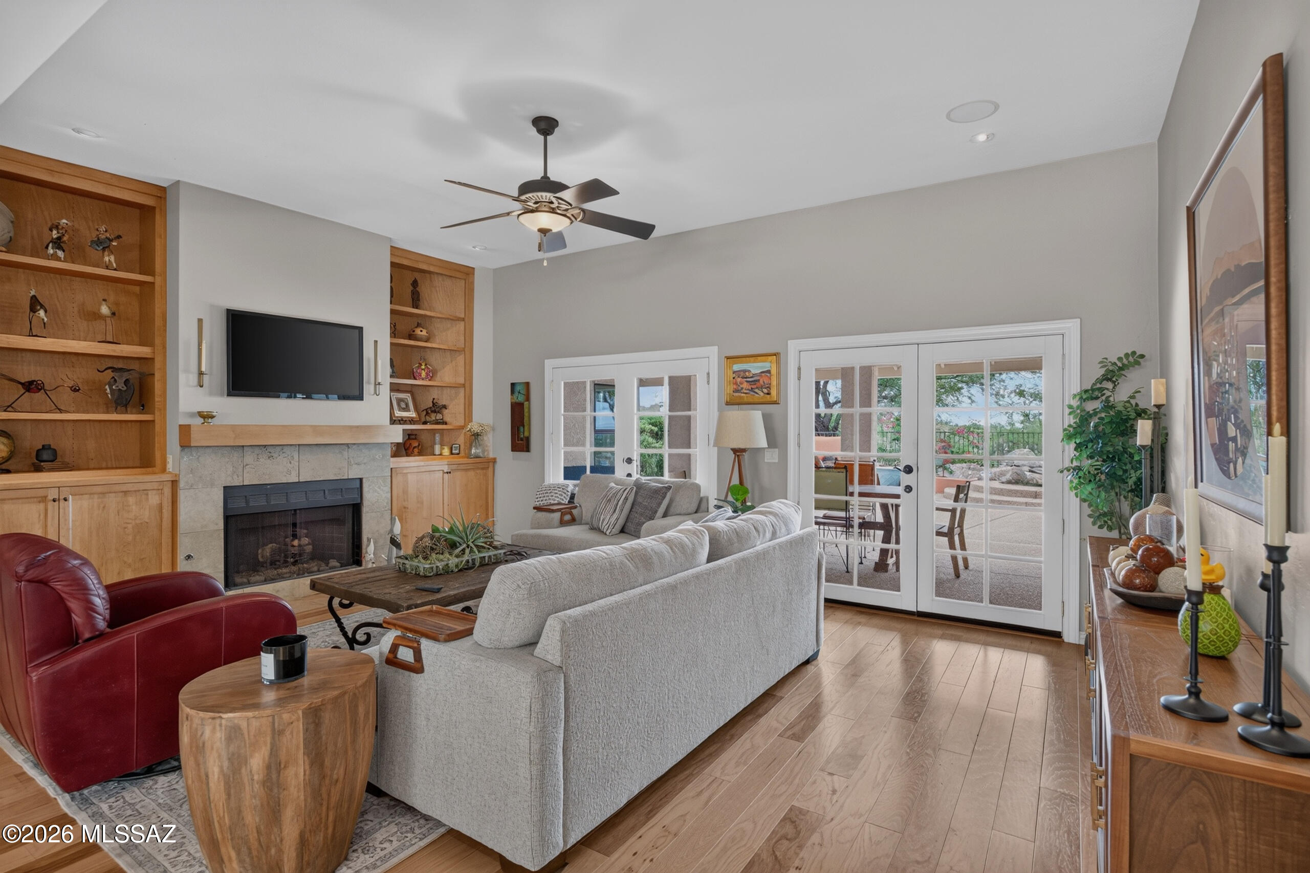 1154 W Masters Circle