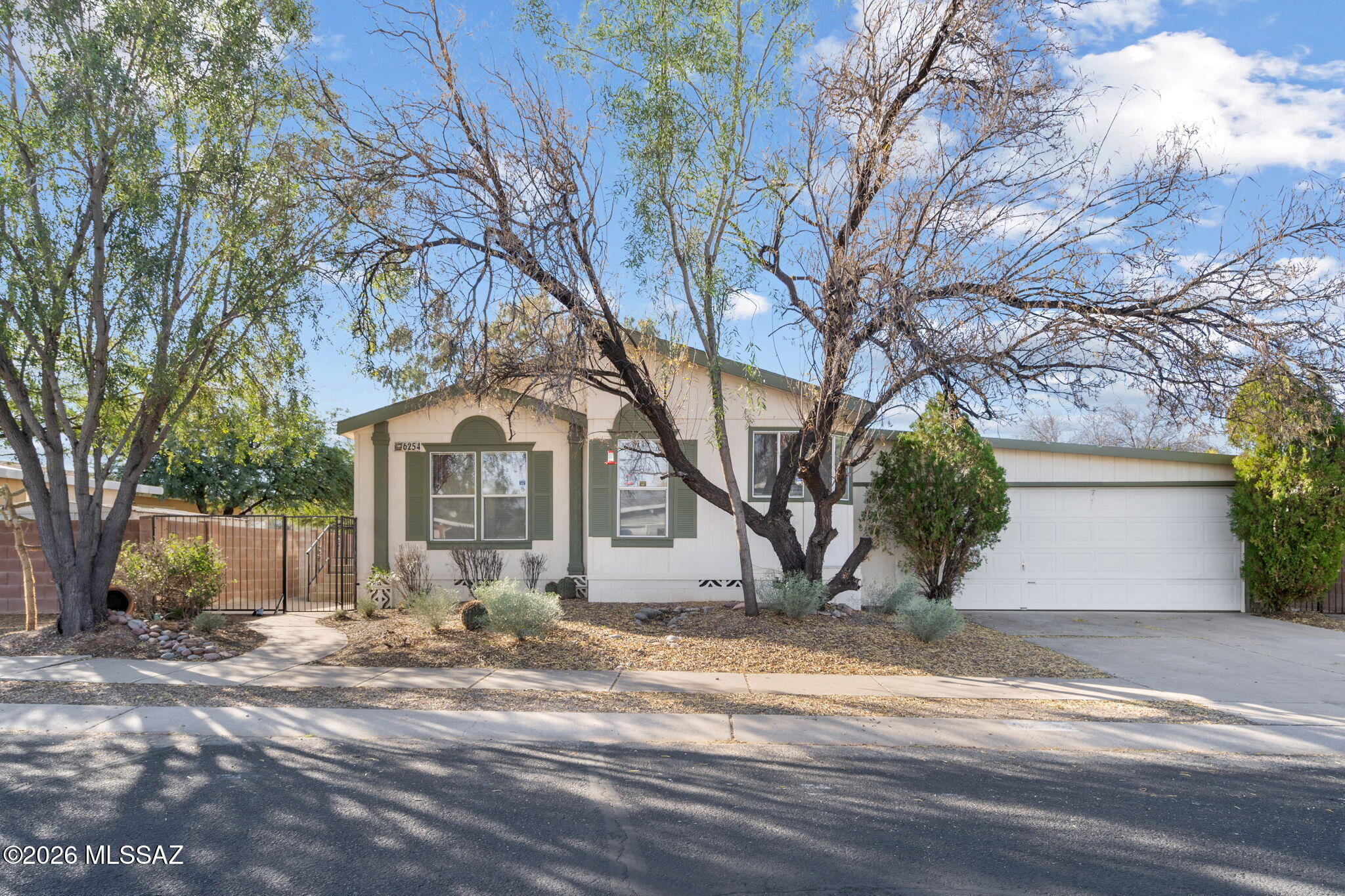 Window Rock East (1-119) - Residential