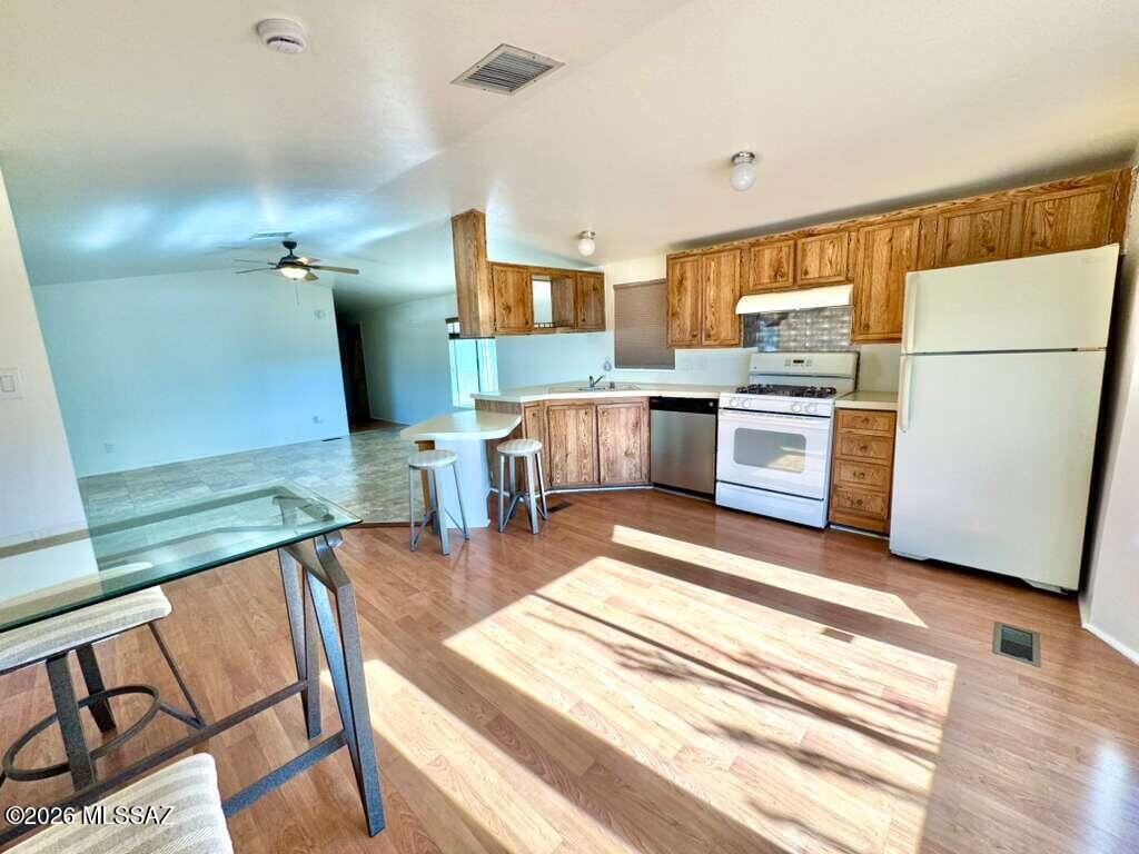4738 N Brookline Court