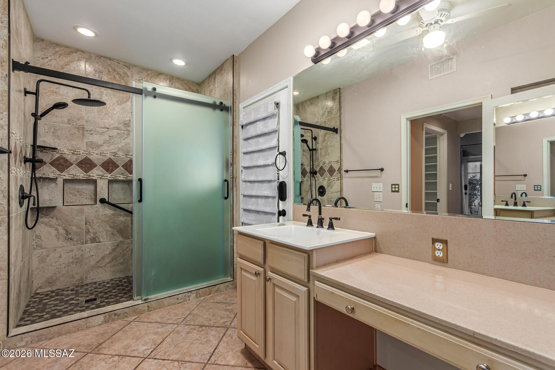 Encanto Court Amnd. - Residential