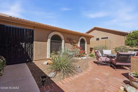 Photo of 38280 S Mountain Site Drive, Saddlebrooke, AZ 85739 (MLS # 22606942)