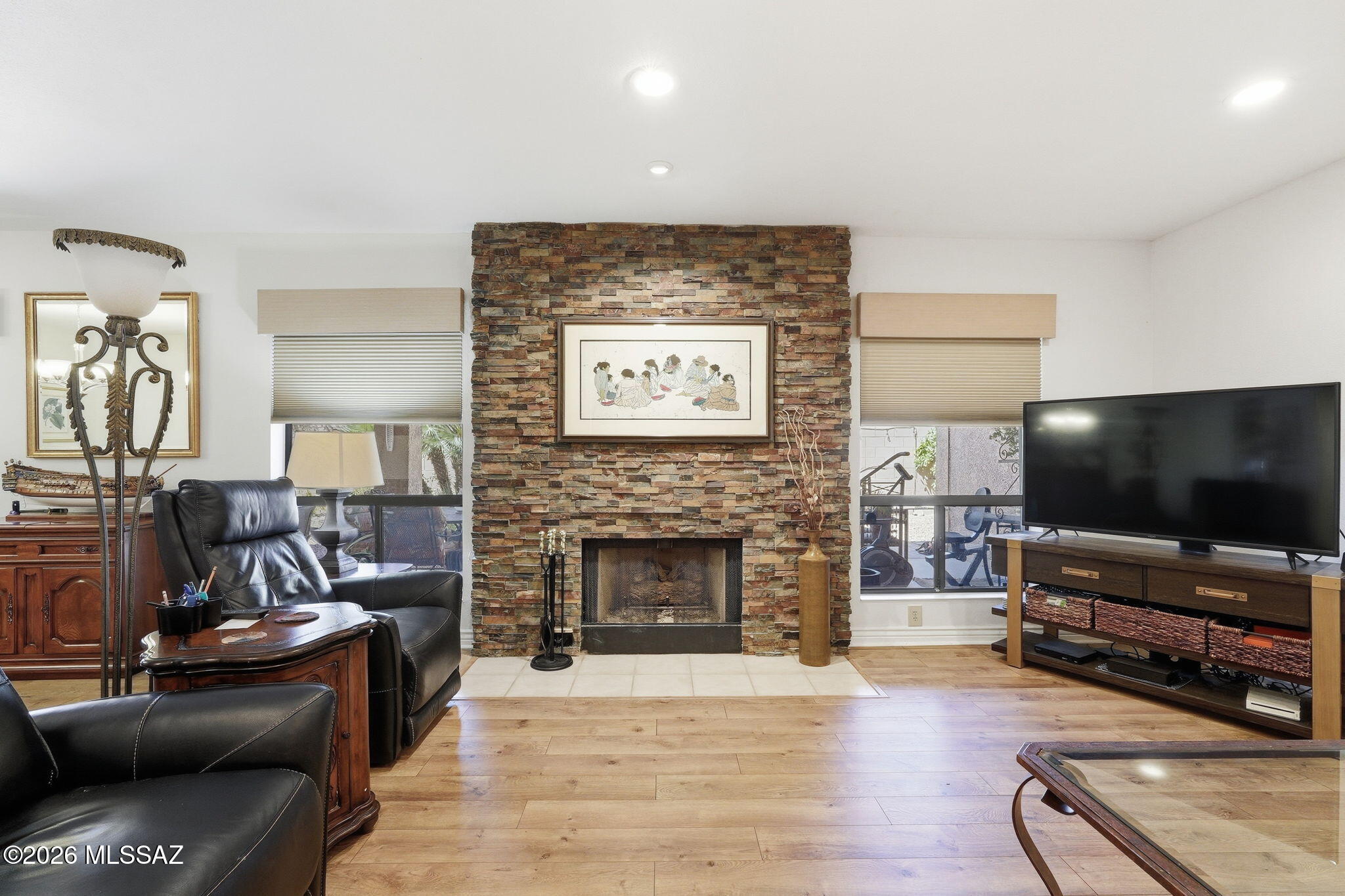 38280 S Mountain Site Drive