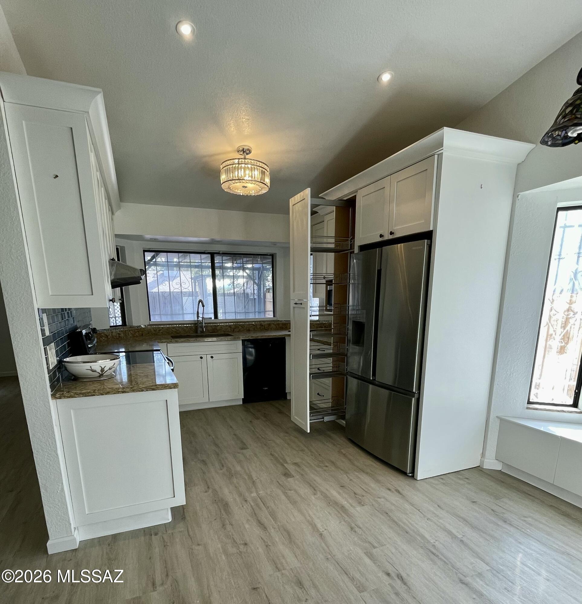 2661 W Fieldbrook Drive