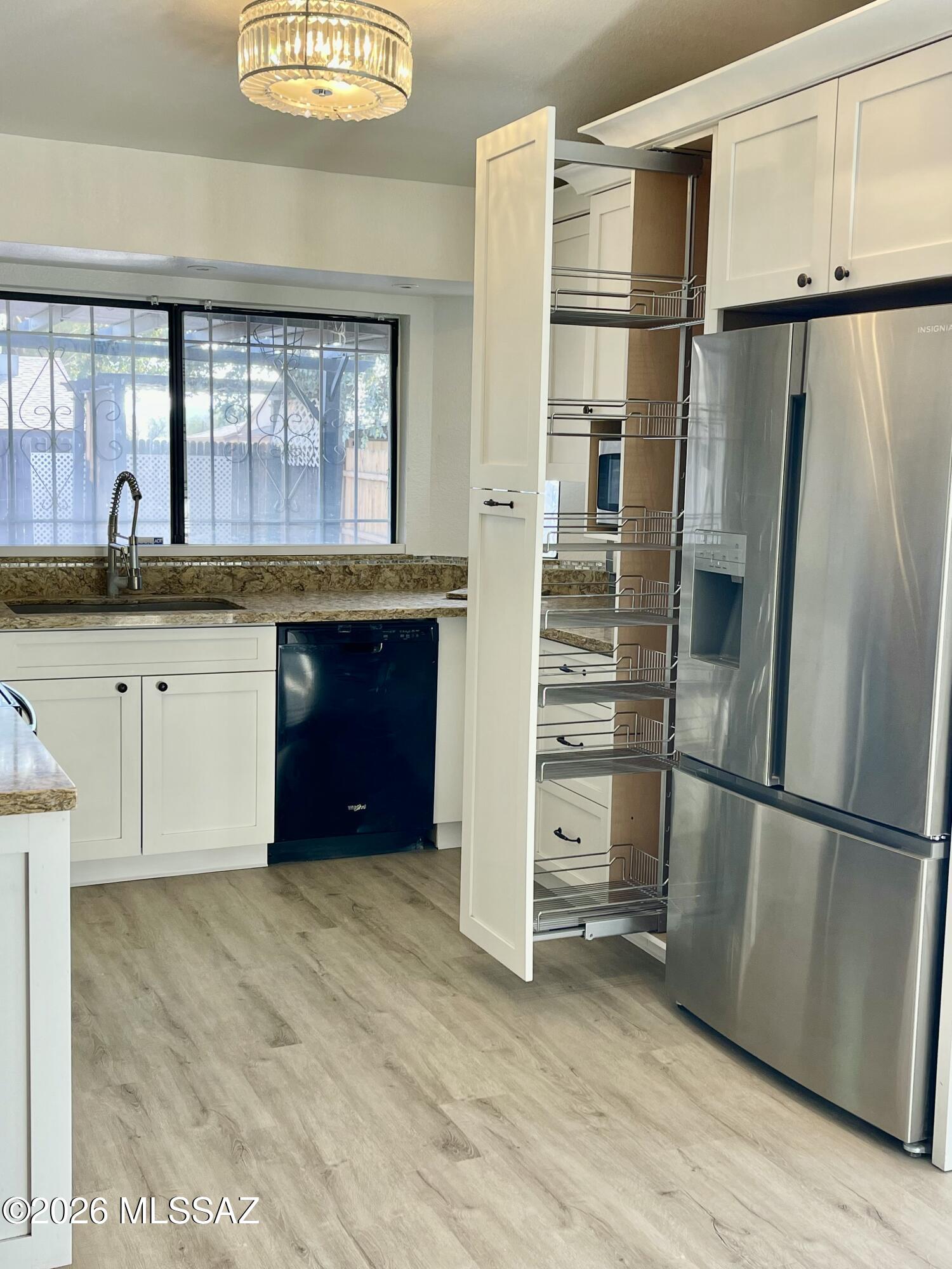 2661 W Fieldbrook Drive