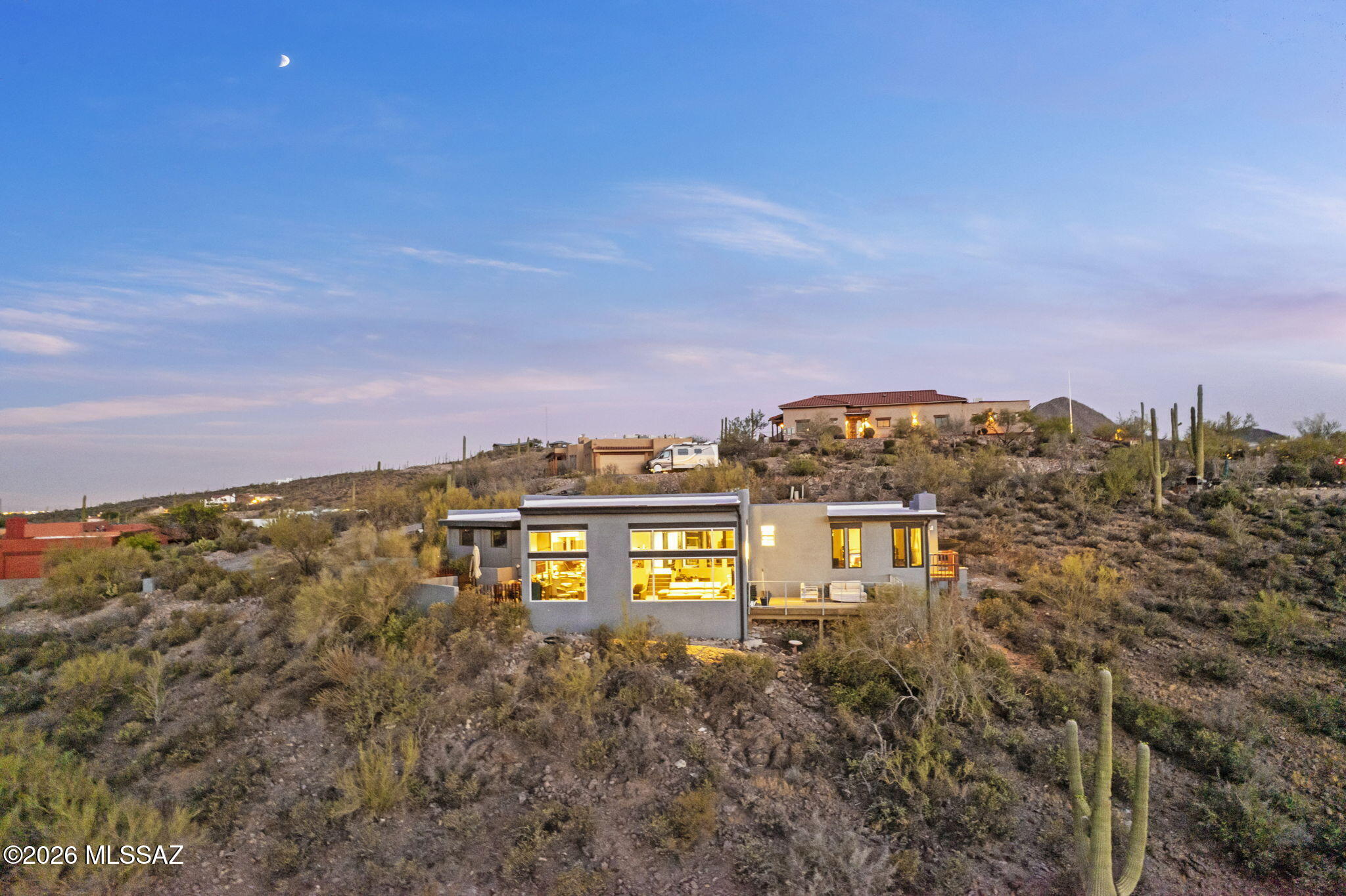 Vista De La Sierra De Dios - Residential