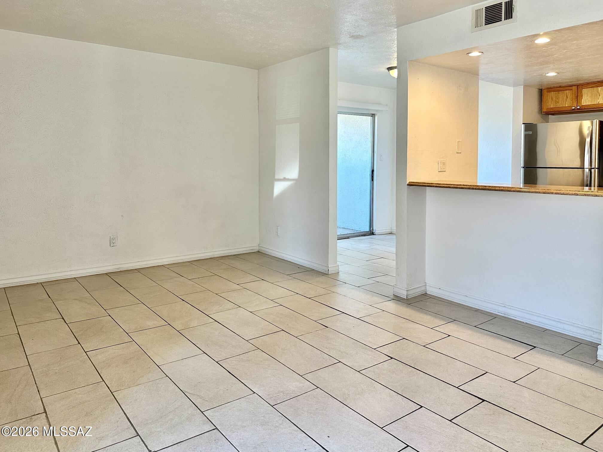 1620 N Wilmot Road UNIT P187