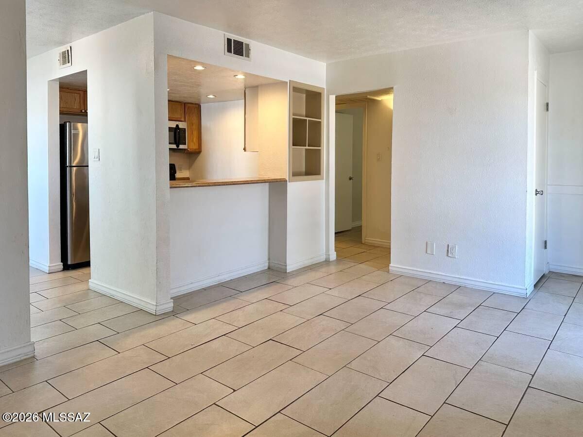 1620 N Wilmot Road UNIT P187