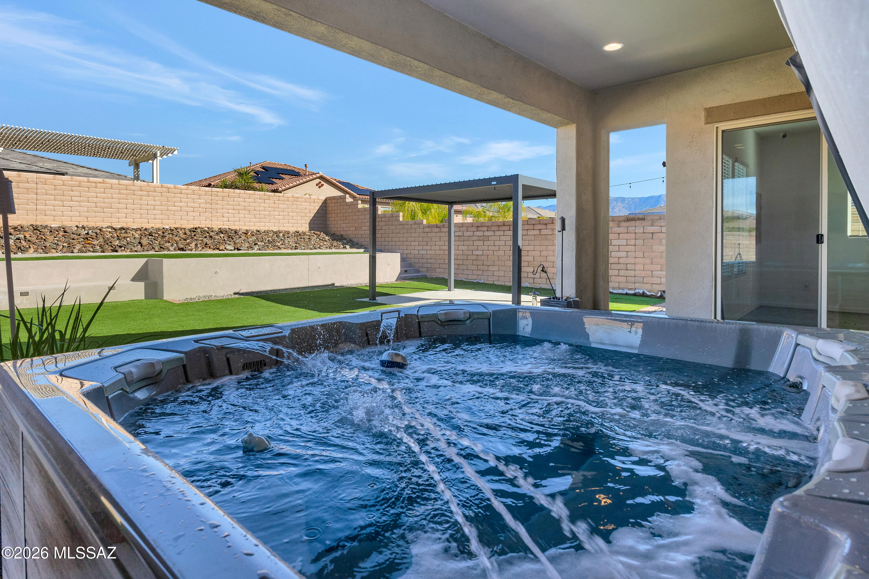 470 W Red Ribbon Lane