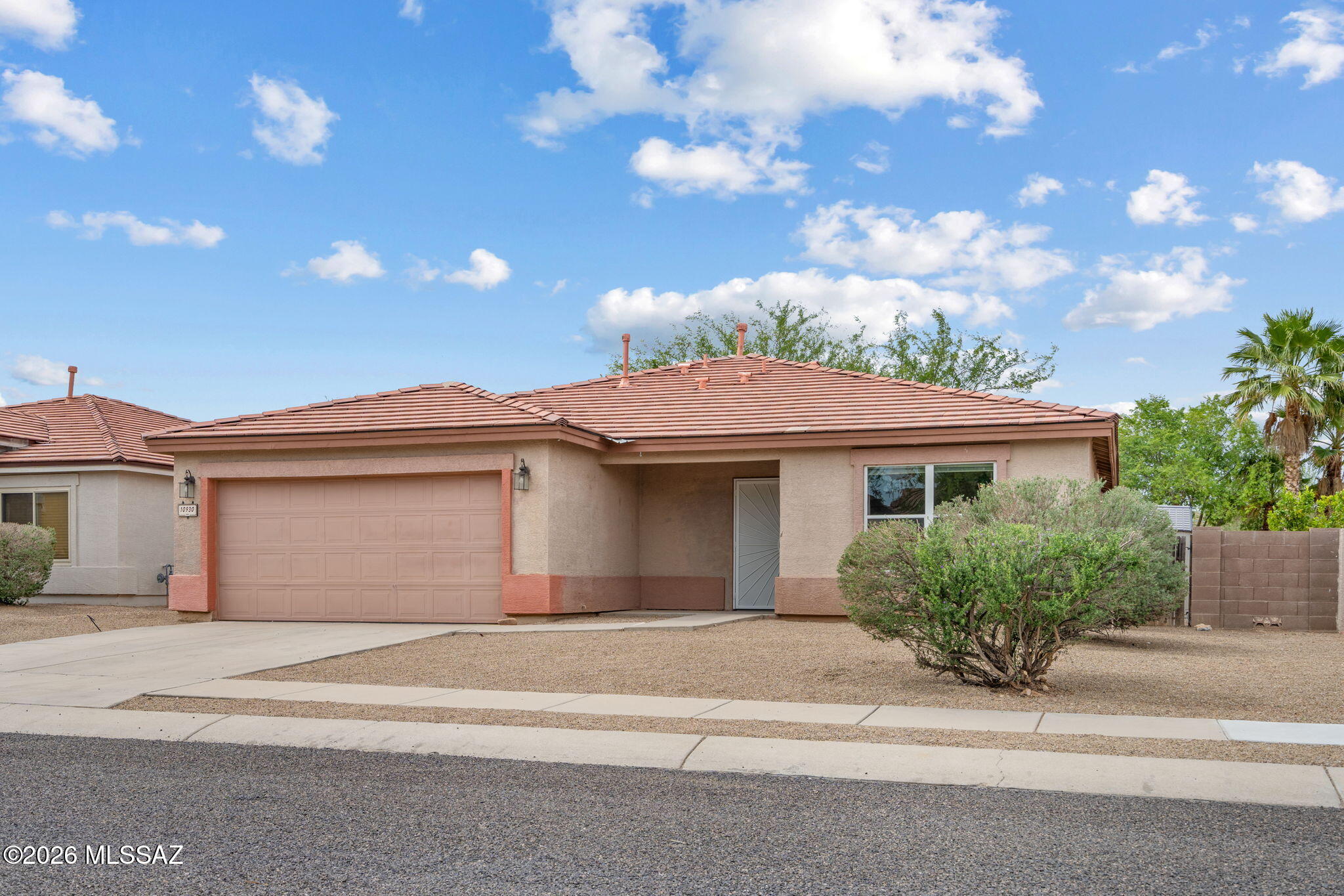 10930 S Camino San Clemente