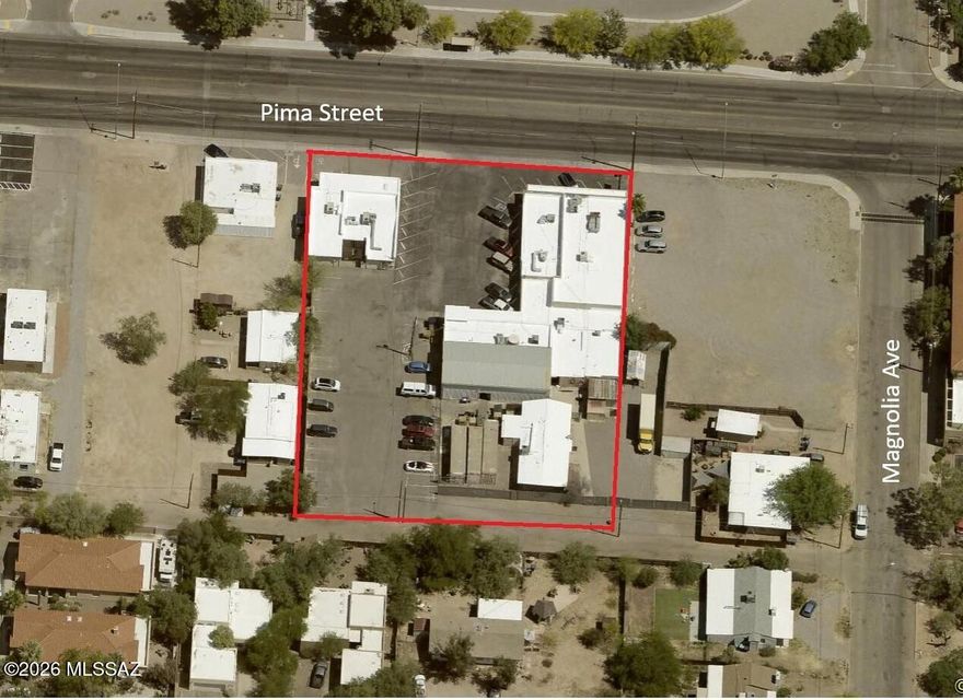 This listing is four parcels 
APN 121123620
APN 121123630
APN 121123640
APN 12112365A

Approx total area 1.12 acres