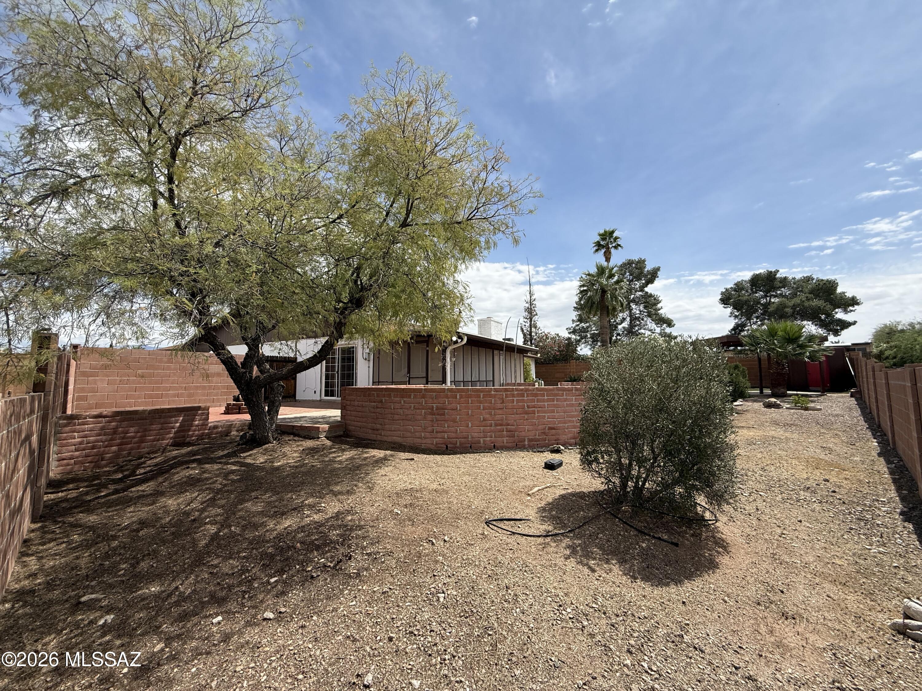 Kingswood Unit 3 (166-263) - Residential Lease