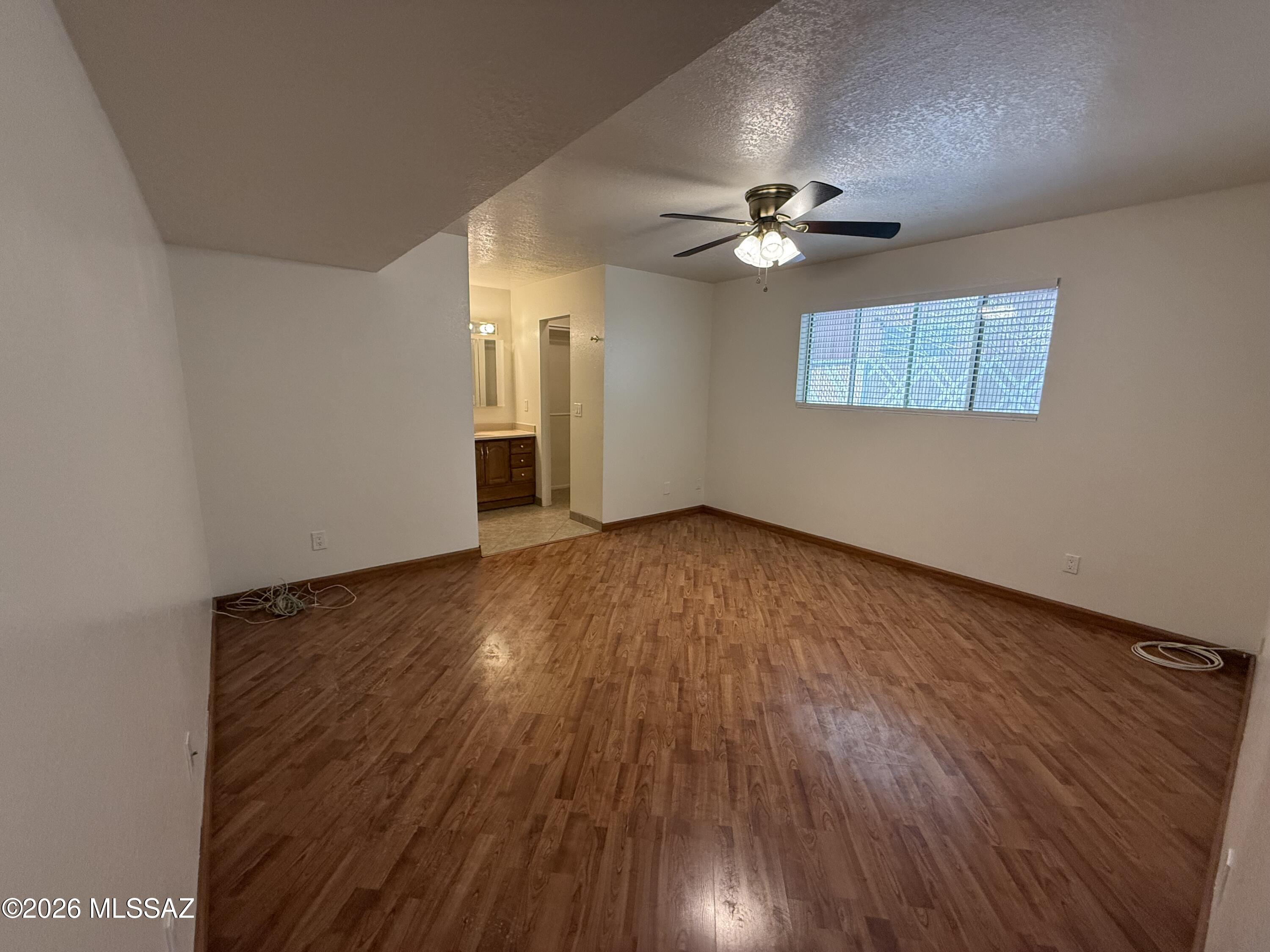 Kingswood Unit 3 (166-263) - Residential Lease