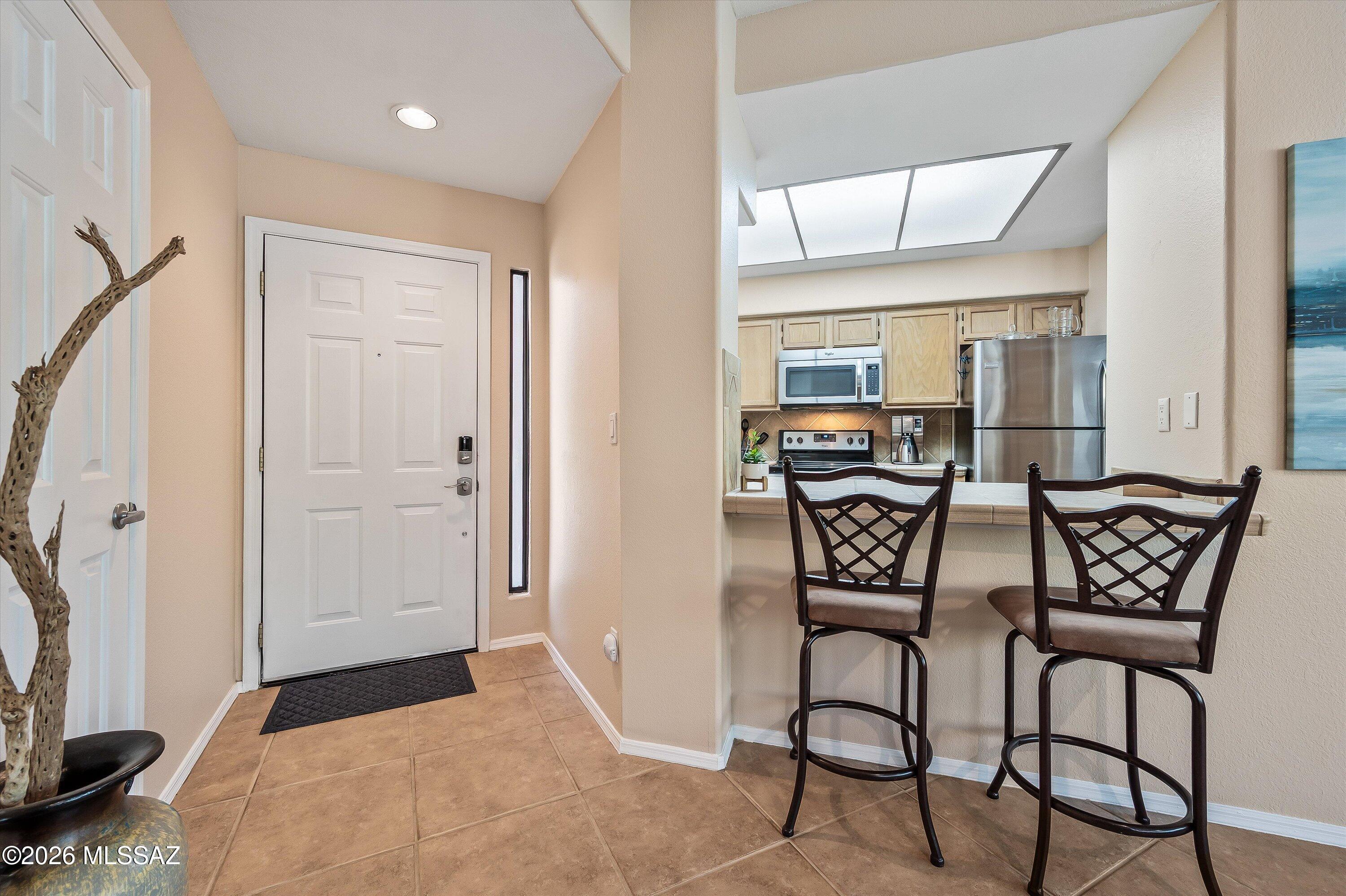 6655 N Canyon Crest Drive 17102