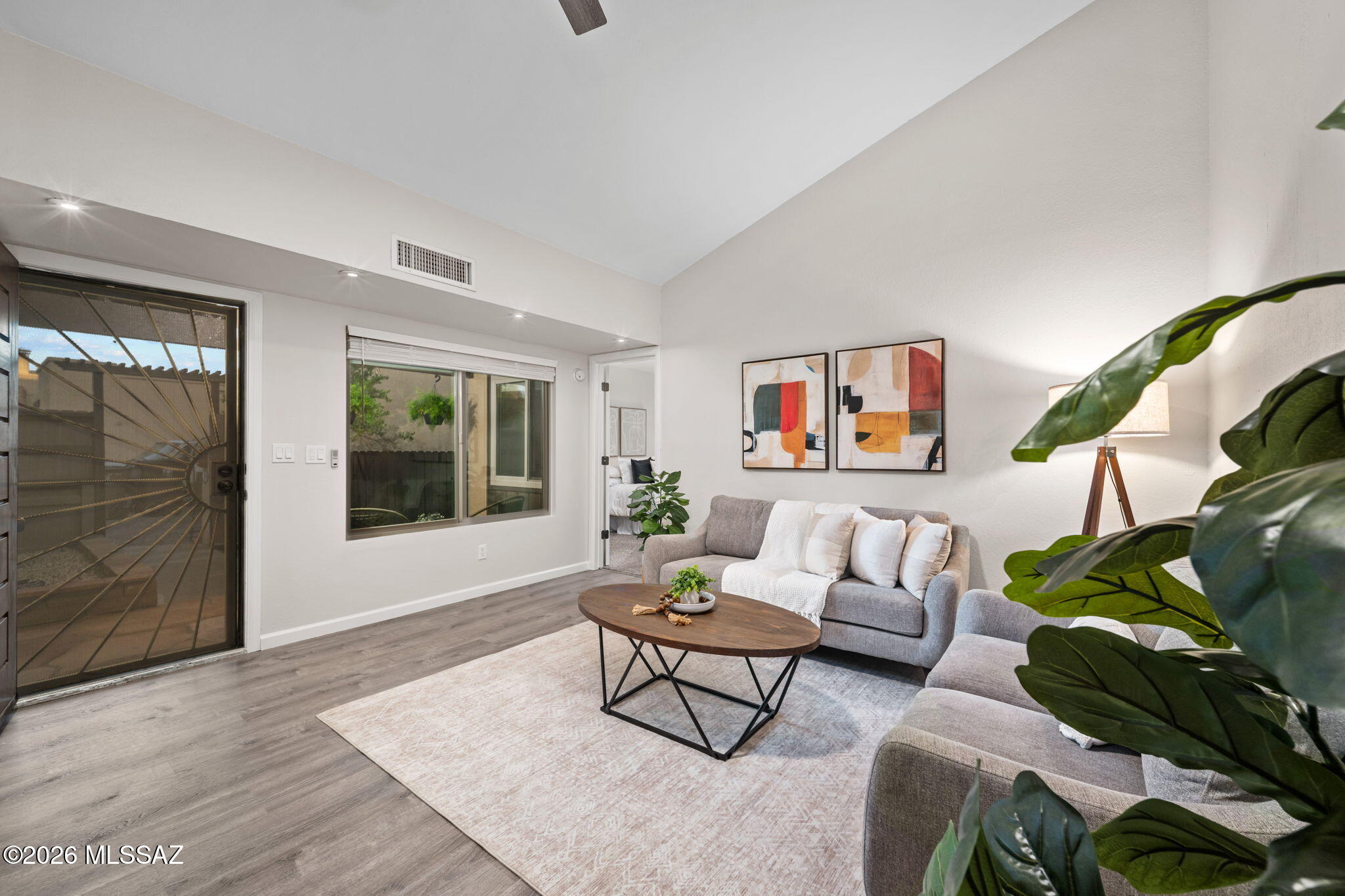 4357 W Pyracantha Drive