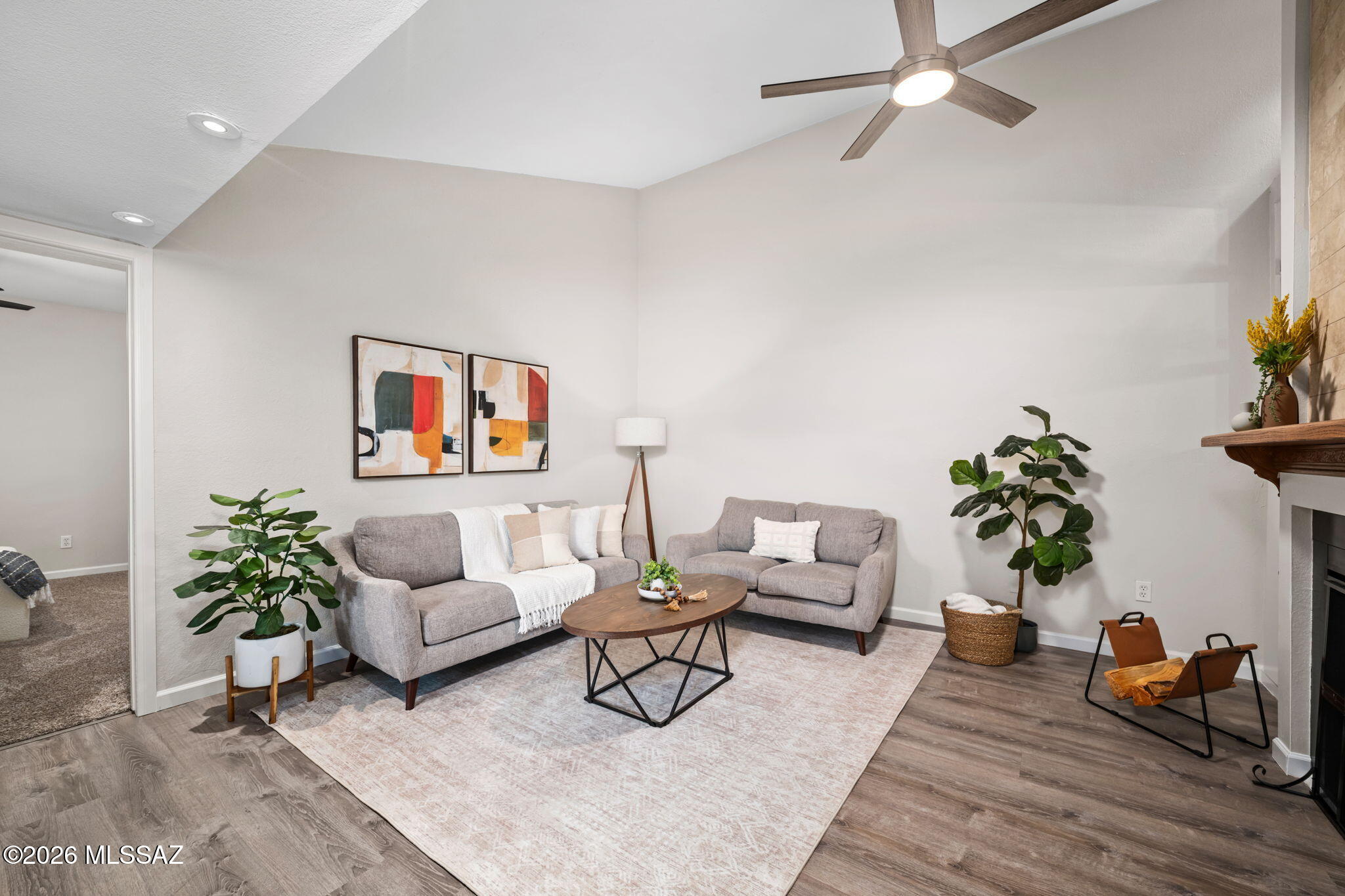 4357 W Pyracantha Drive