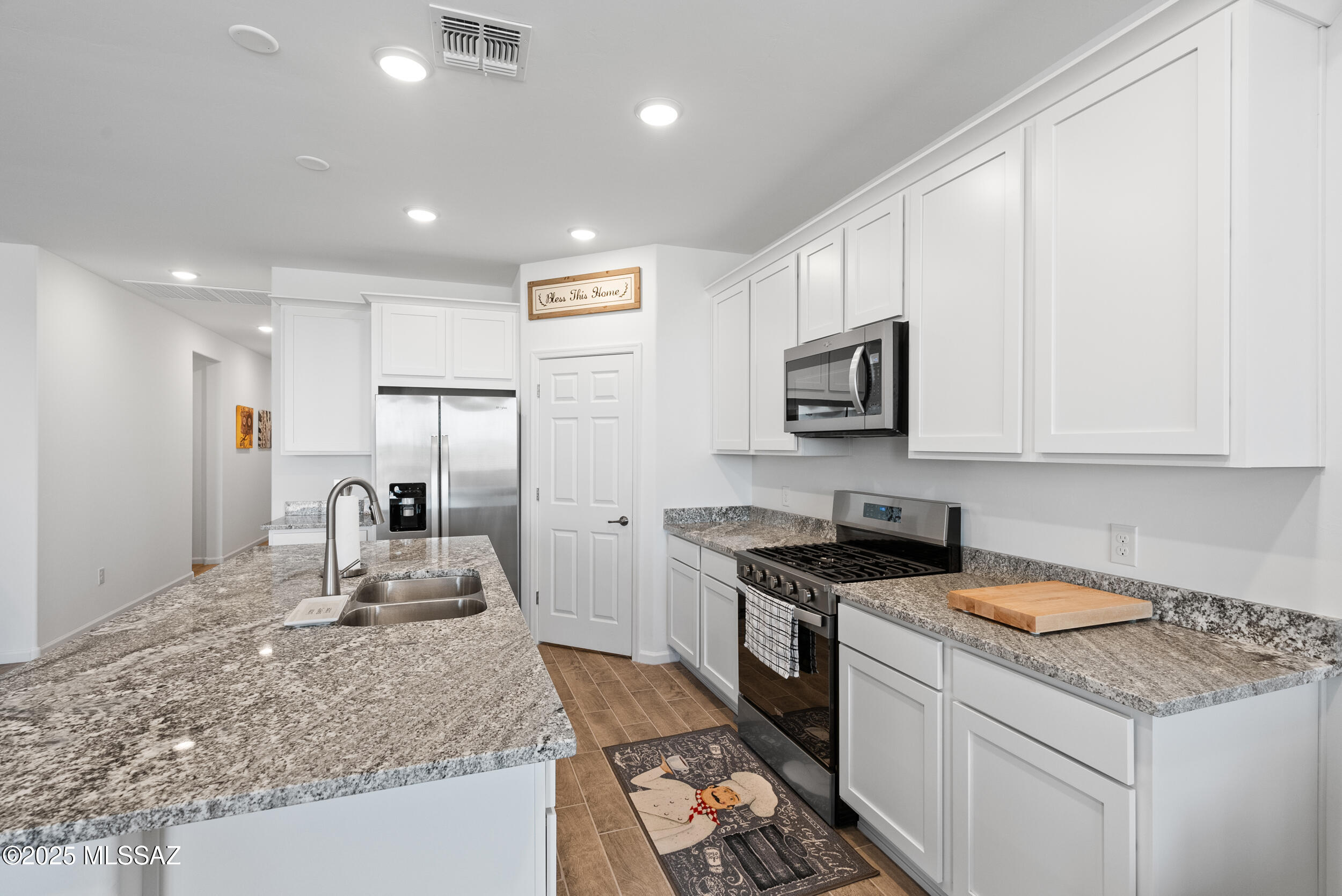 The Vistas At Rincon Knolls SQ20153450534 - Residential Lease