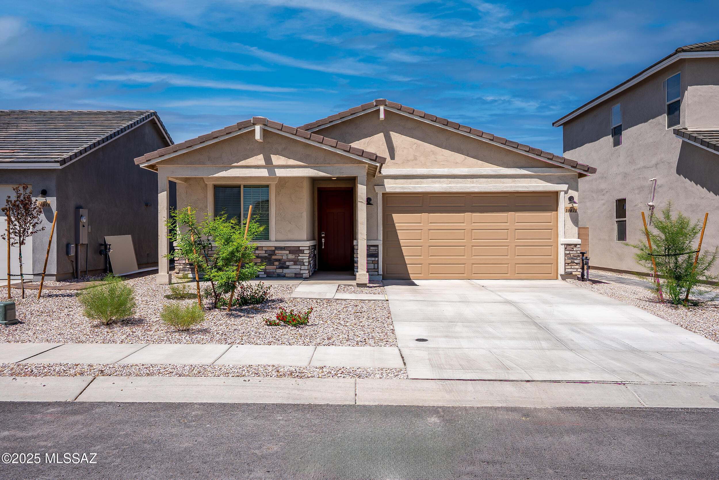 The Vistas At Rincon Knolls SQ20153450534 - Residential Lease