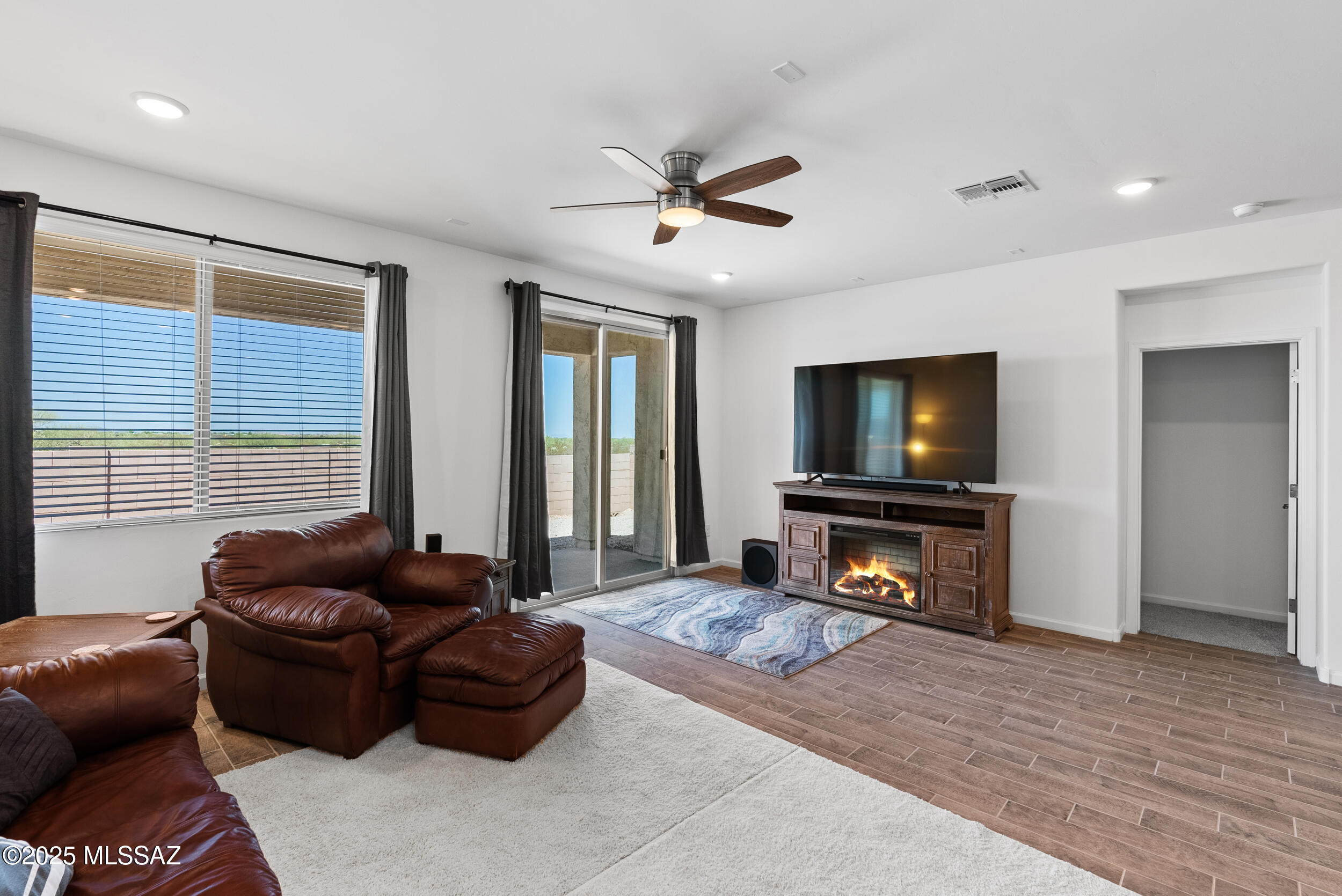 The Vistas At Rincon Knolls SQ20153450534 - Residential Lease
