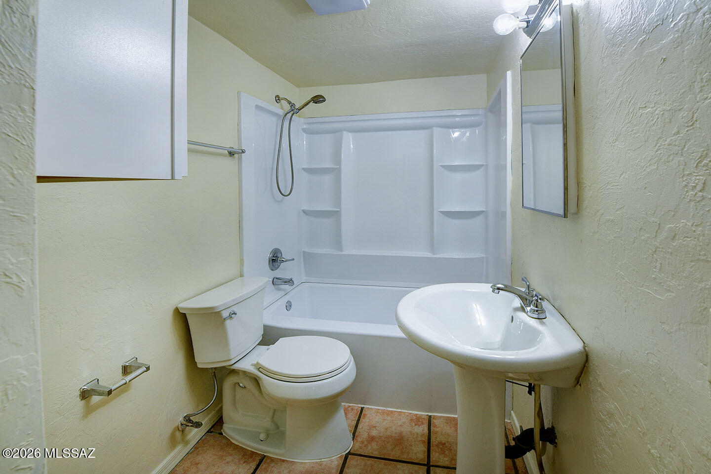 Unsubdivided - Residential Income