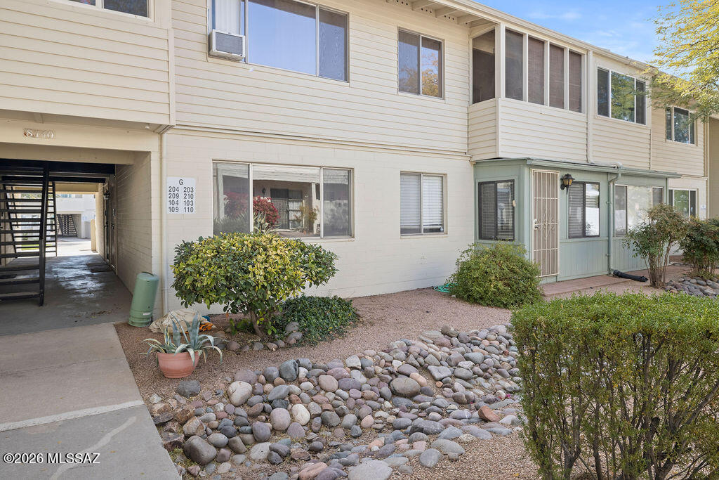 Sherwood Village Terrace (171-230) - Residential