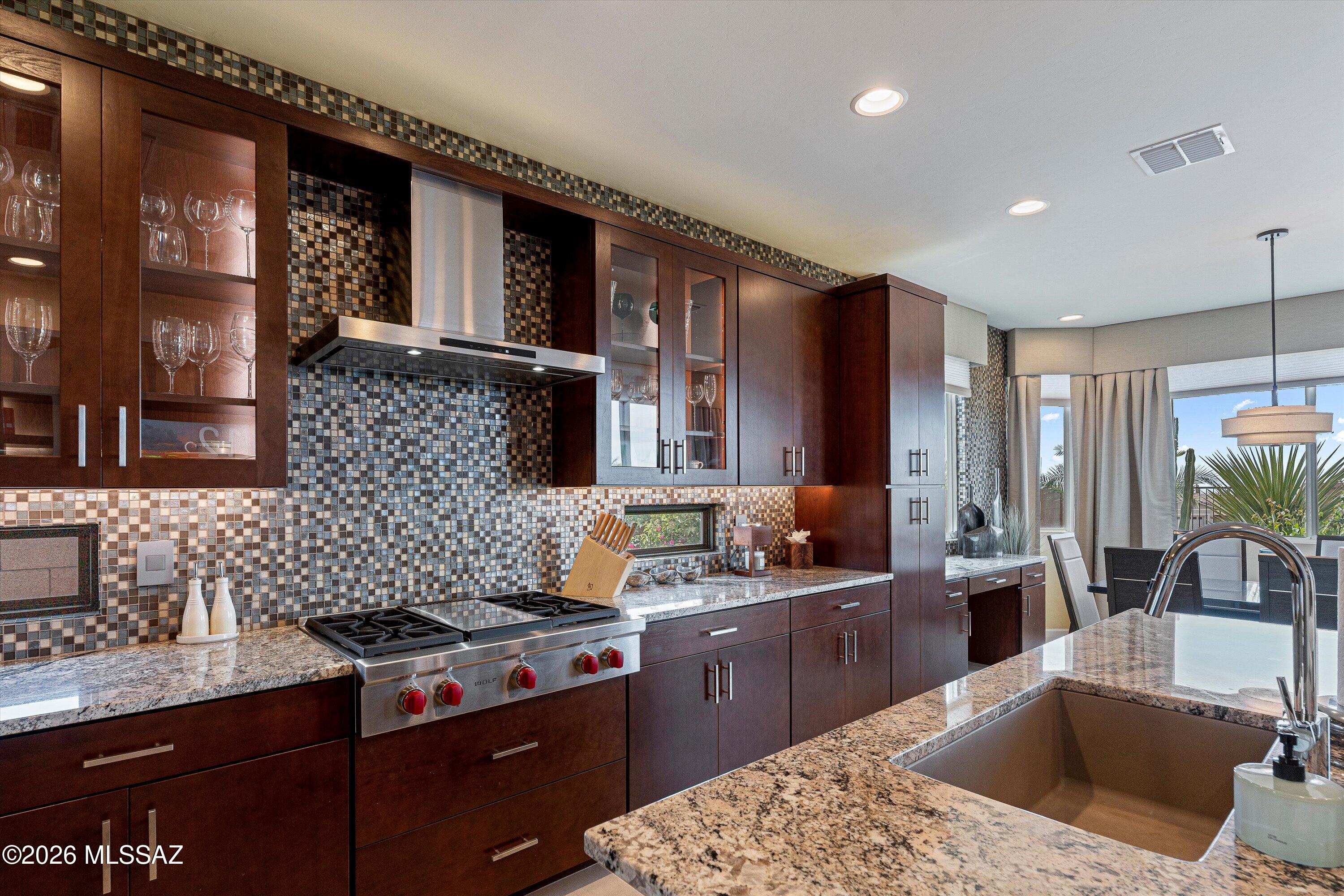 7403 W Red Yucca Pass