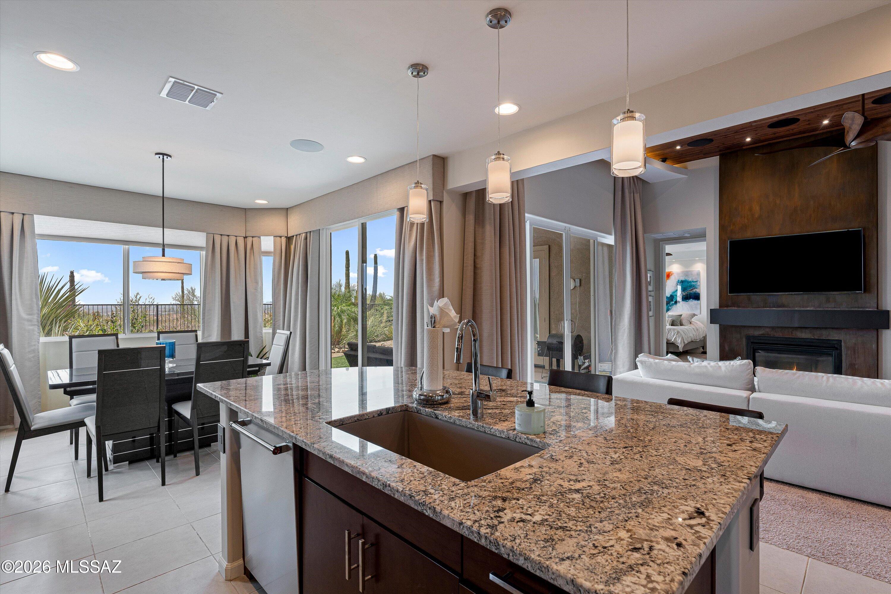 Golden Barrel Place At Dove Mountain SQ20141710079 - Residential