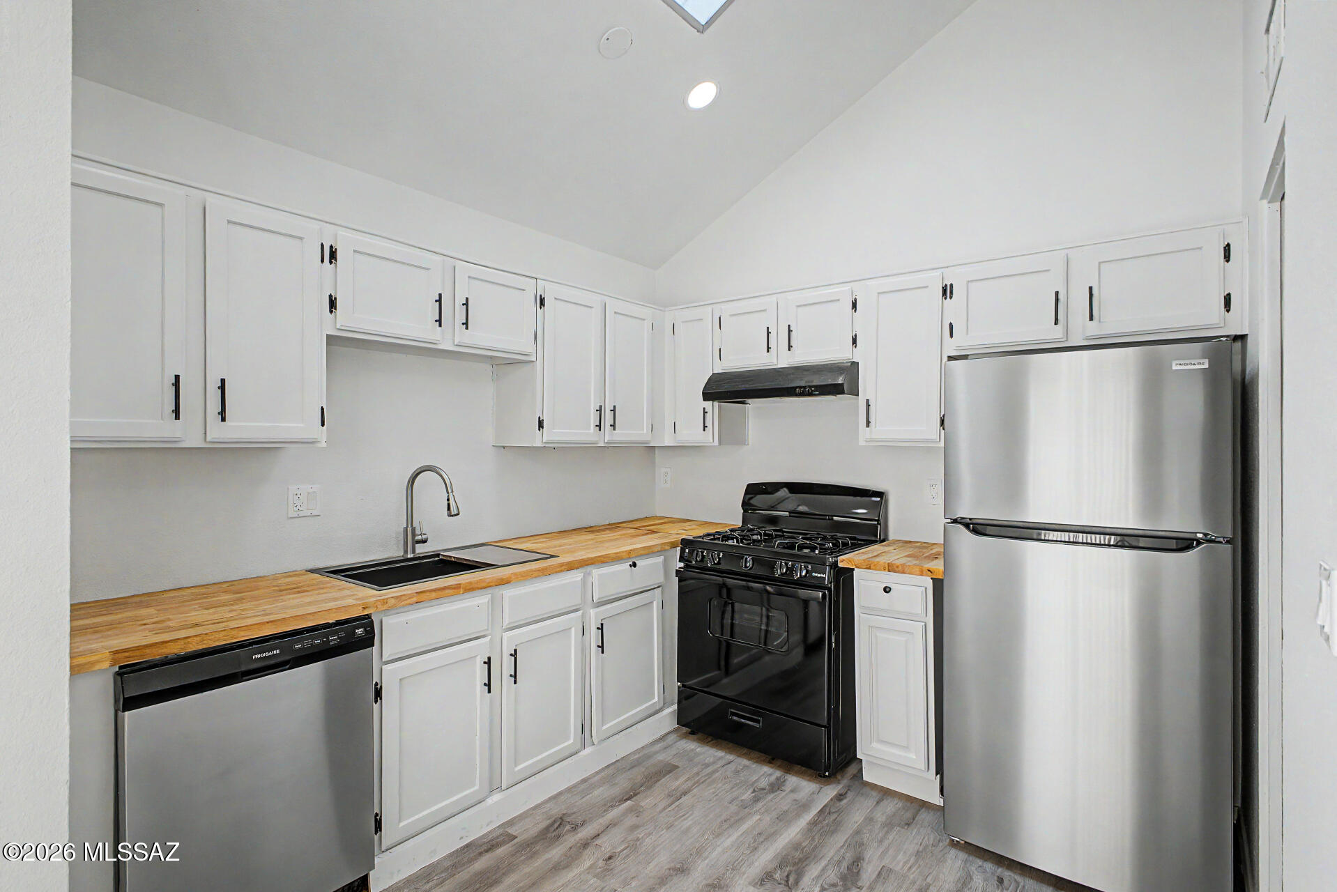 Kino Meadows (1-128) - Residential