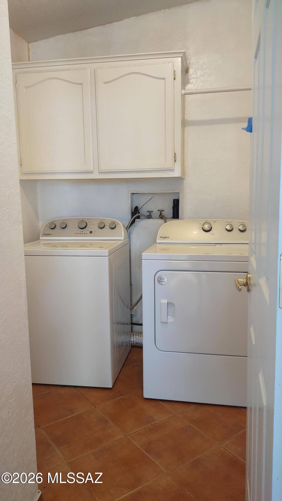 3413 S Dynamite Avenue