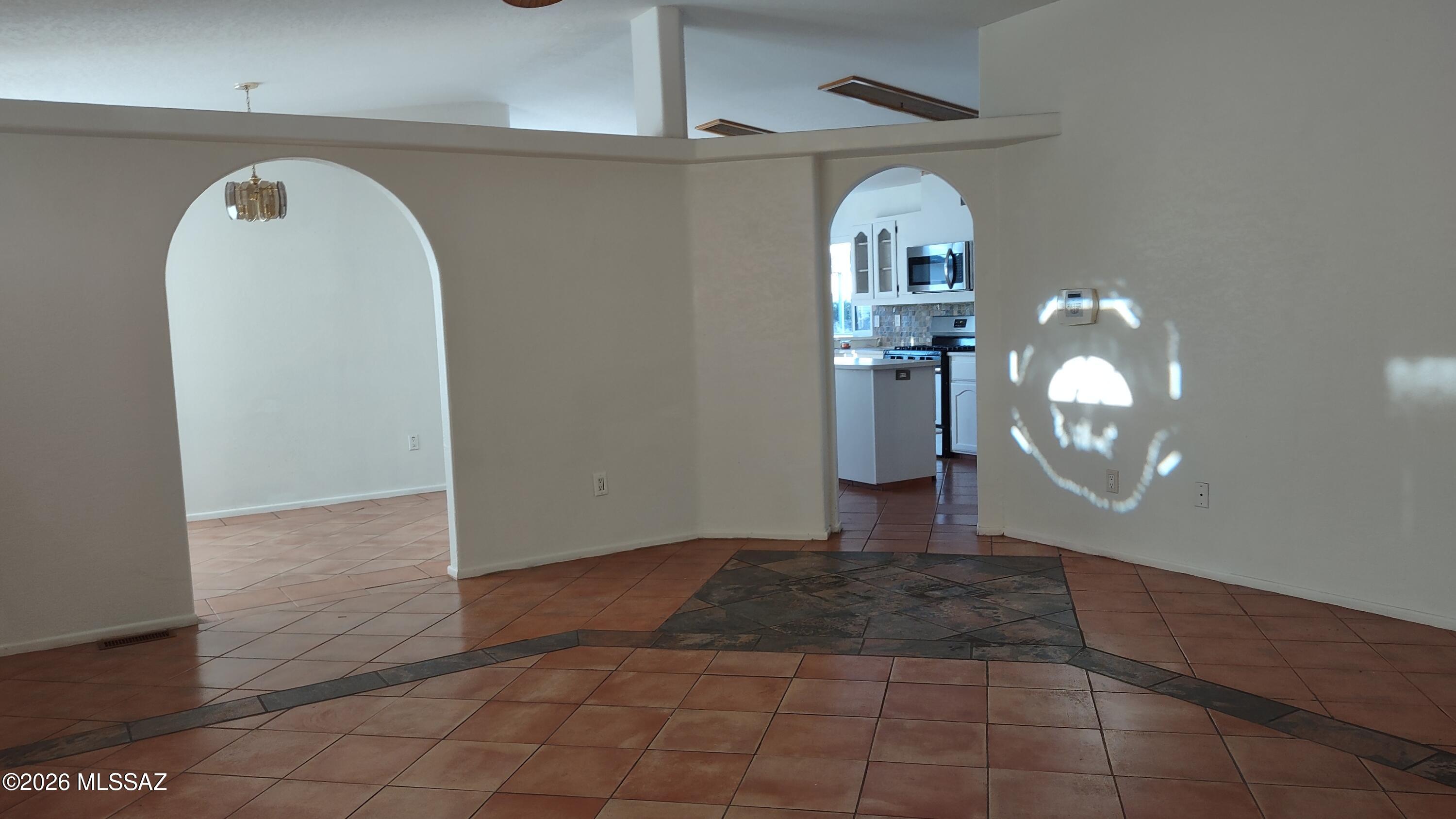 3413 S Dynamite Avenue