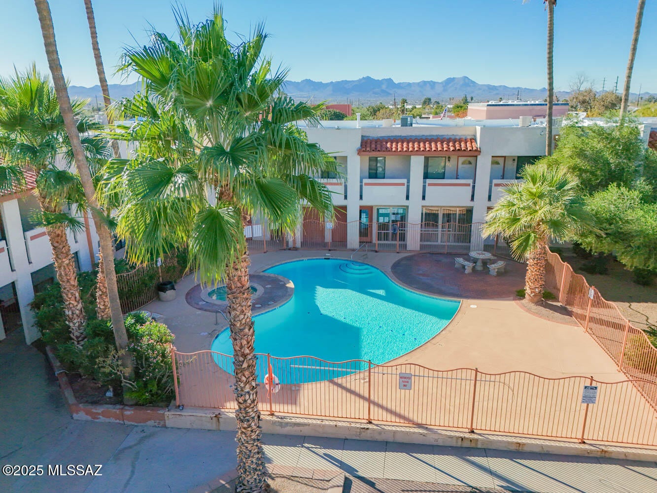 455 W Kelso Street 103