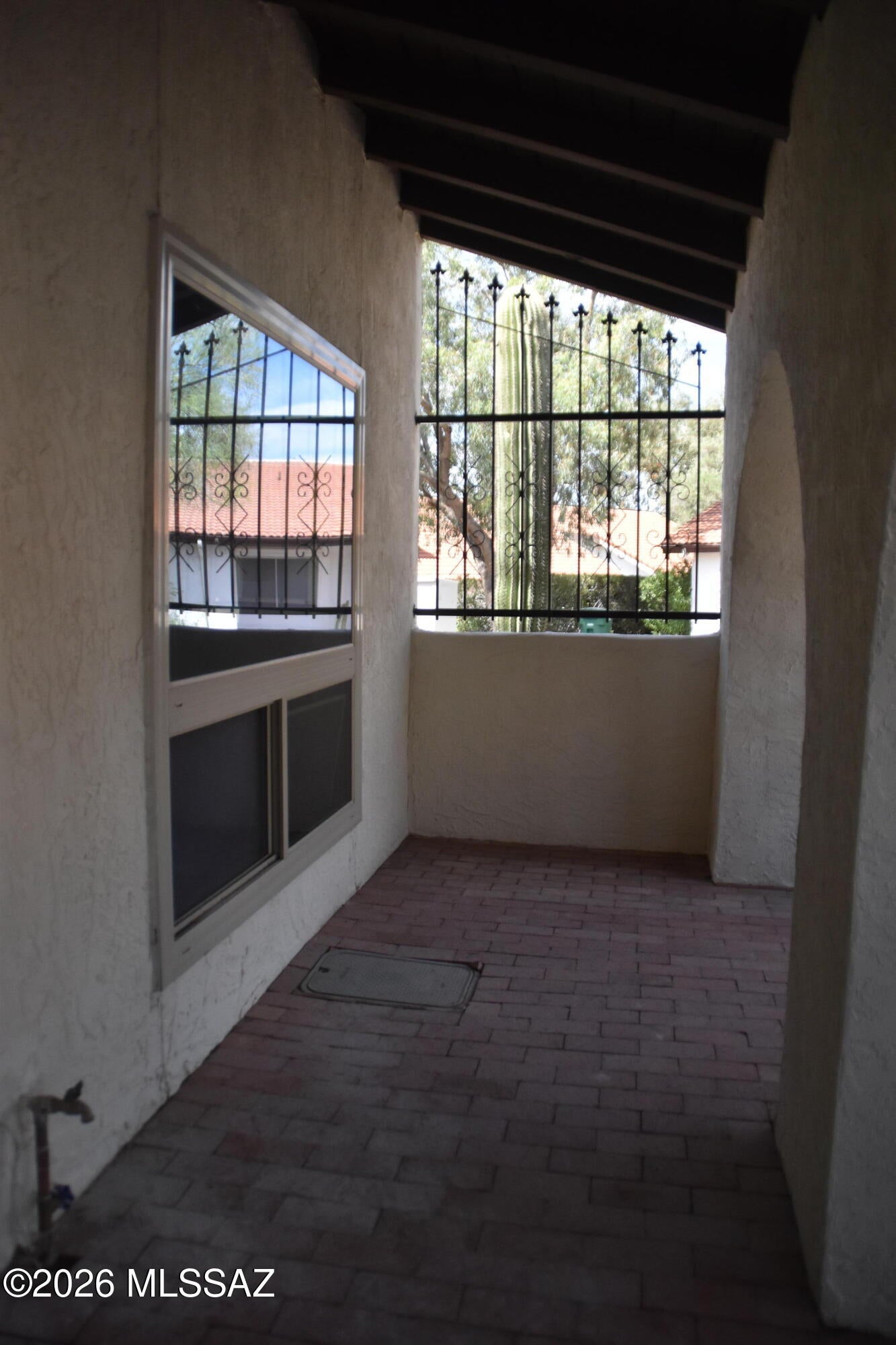 5922 N Placita Del Conde
