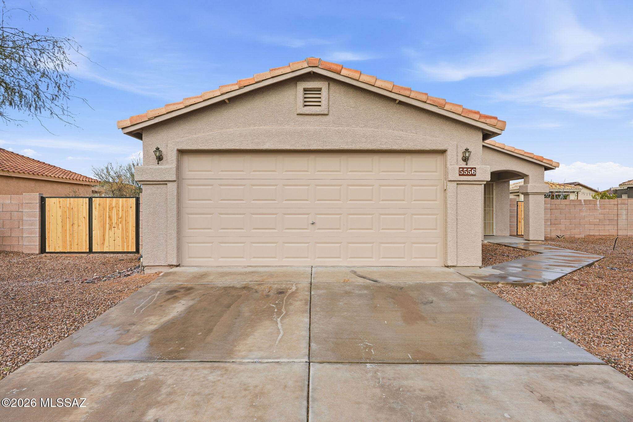 5556 S Desert Redbud Drive