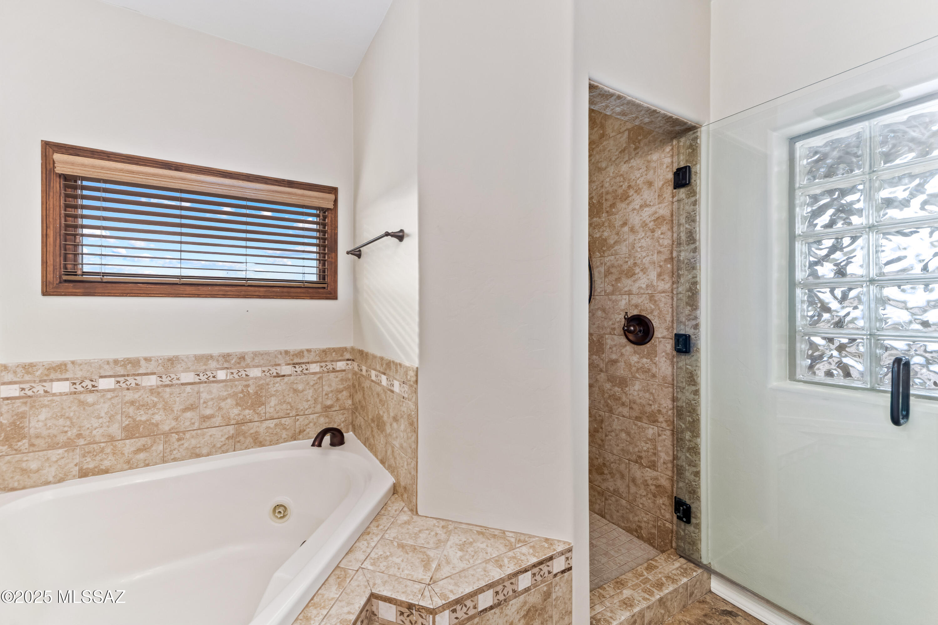 New Tucson Unit NO. 30 - Residential