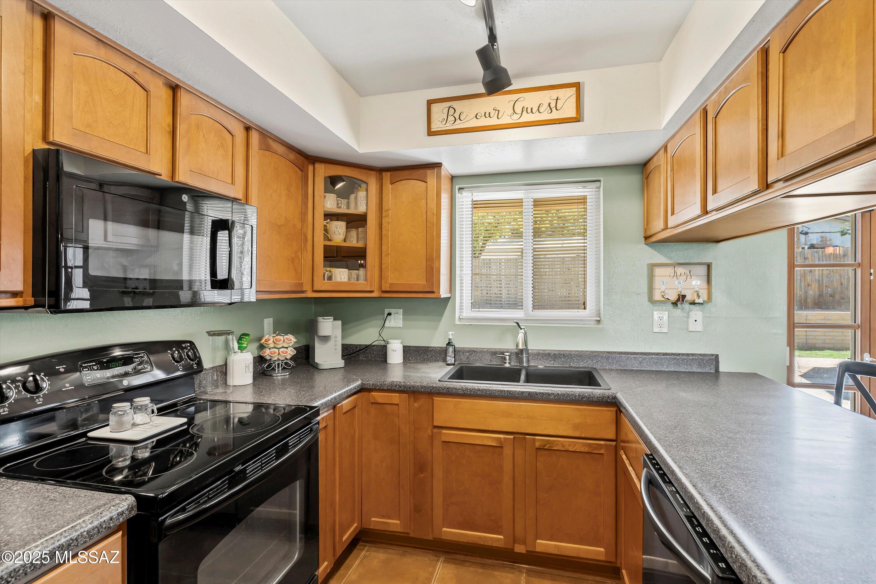 Oracle Village Estates - Residential