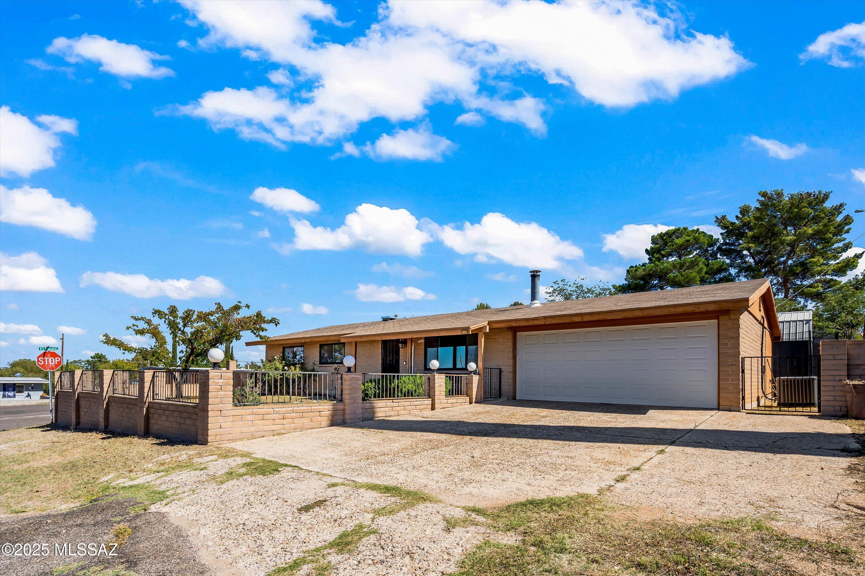 Oracle Village Estates - Residential