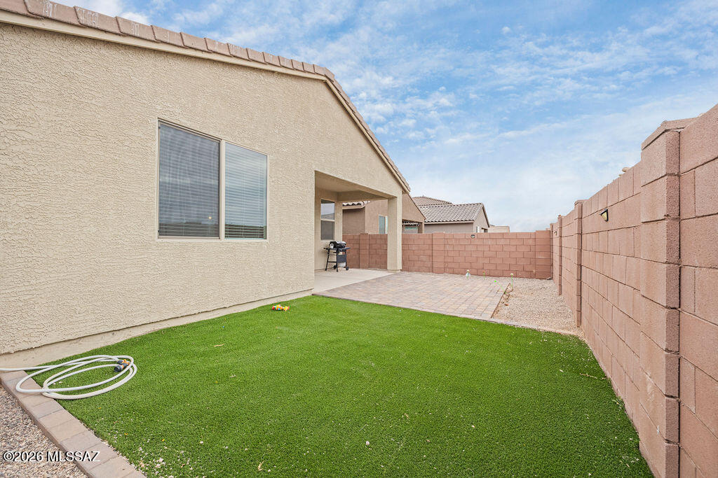 11295 S Weismann Drive