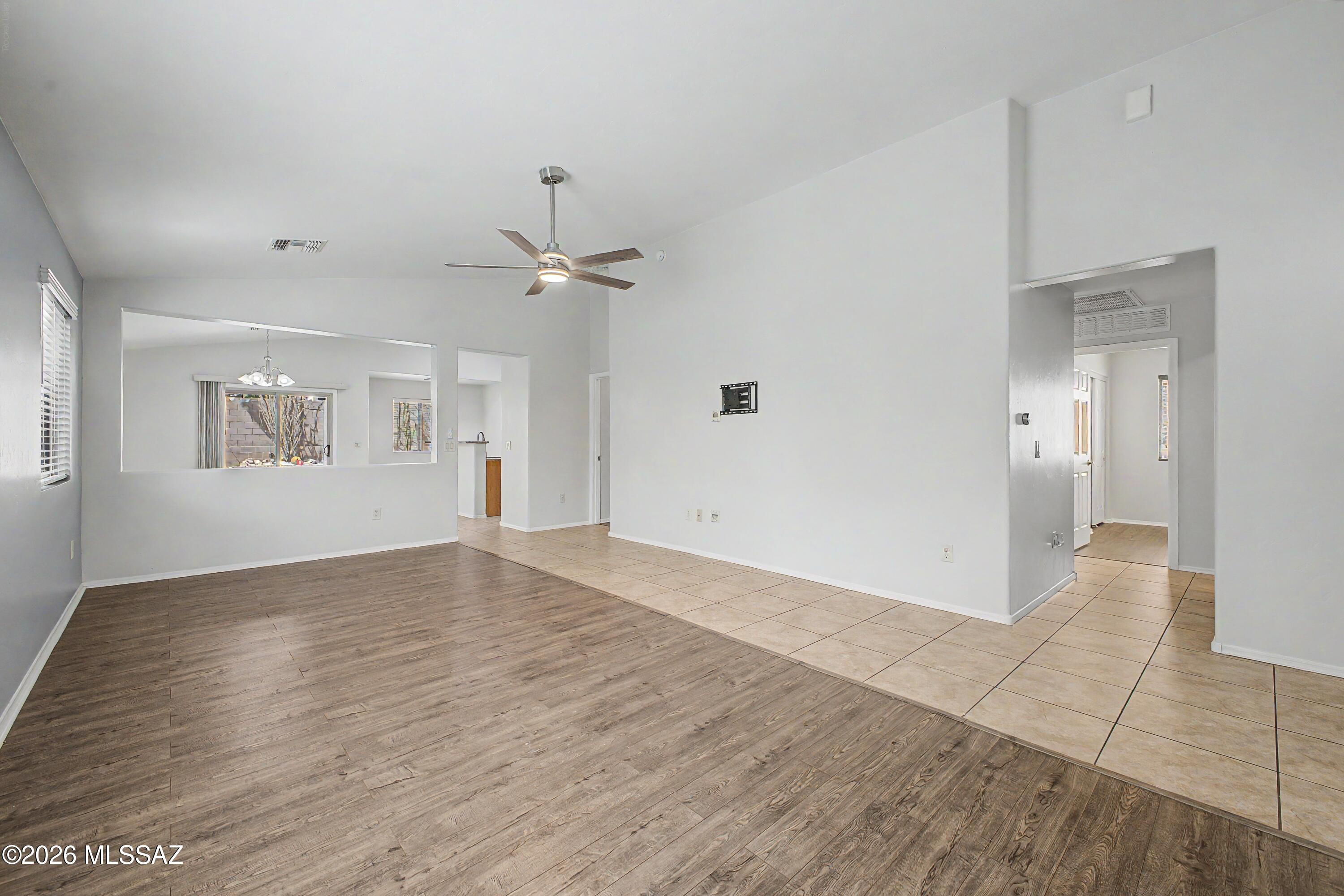 Somerset Canyon Neighborhood 10, Par. X,Y - Residential Lease