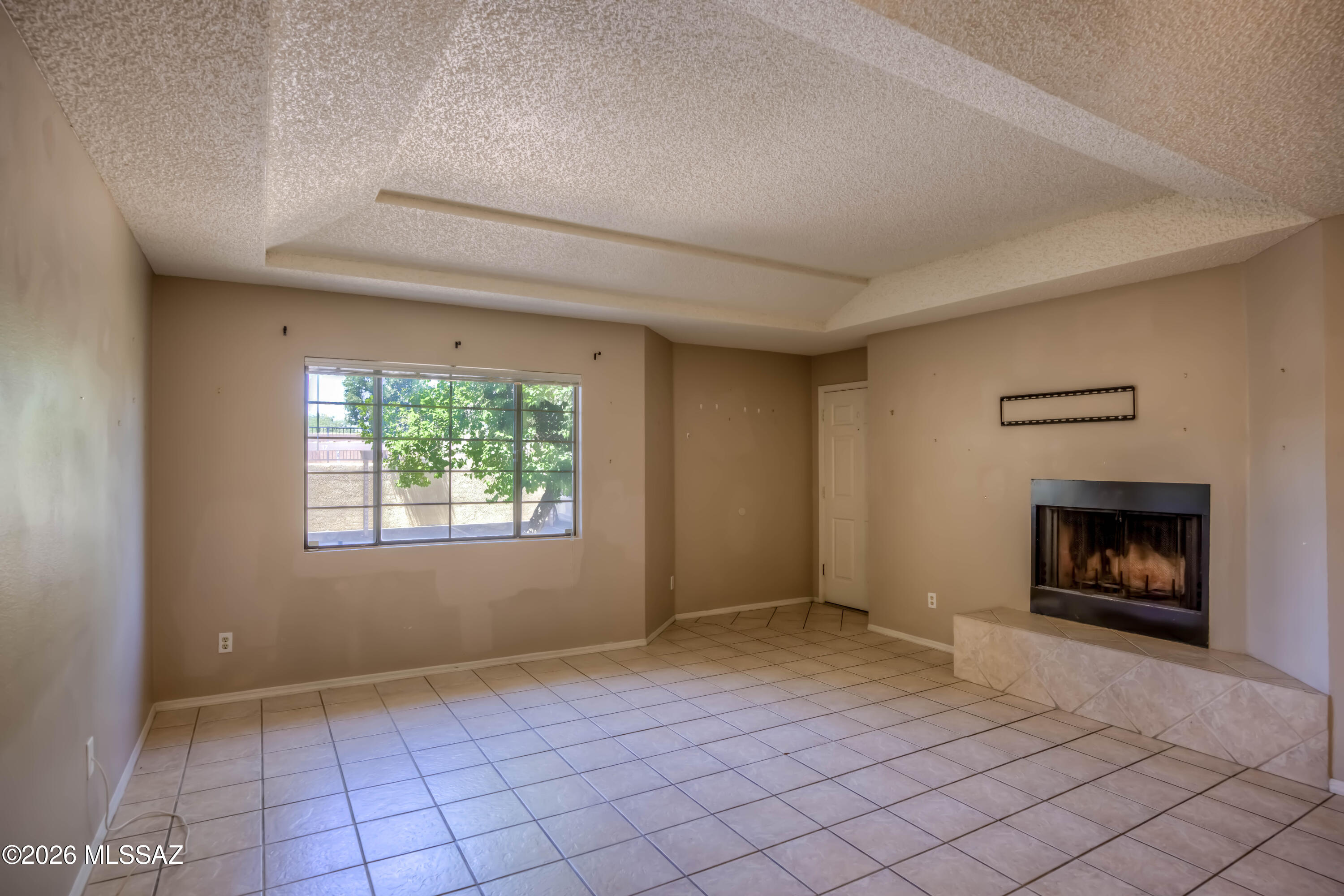 Casitas Real Condos. - Residential