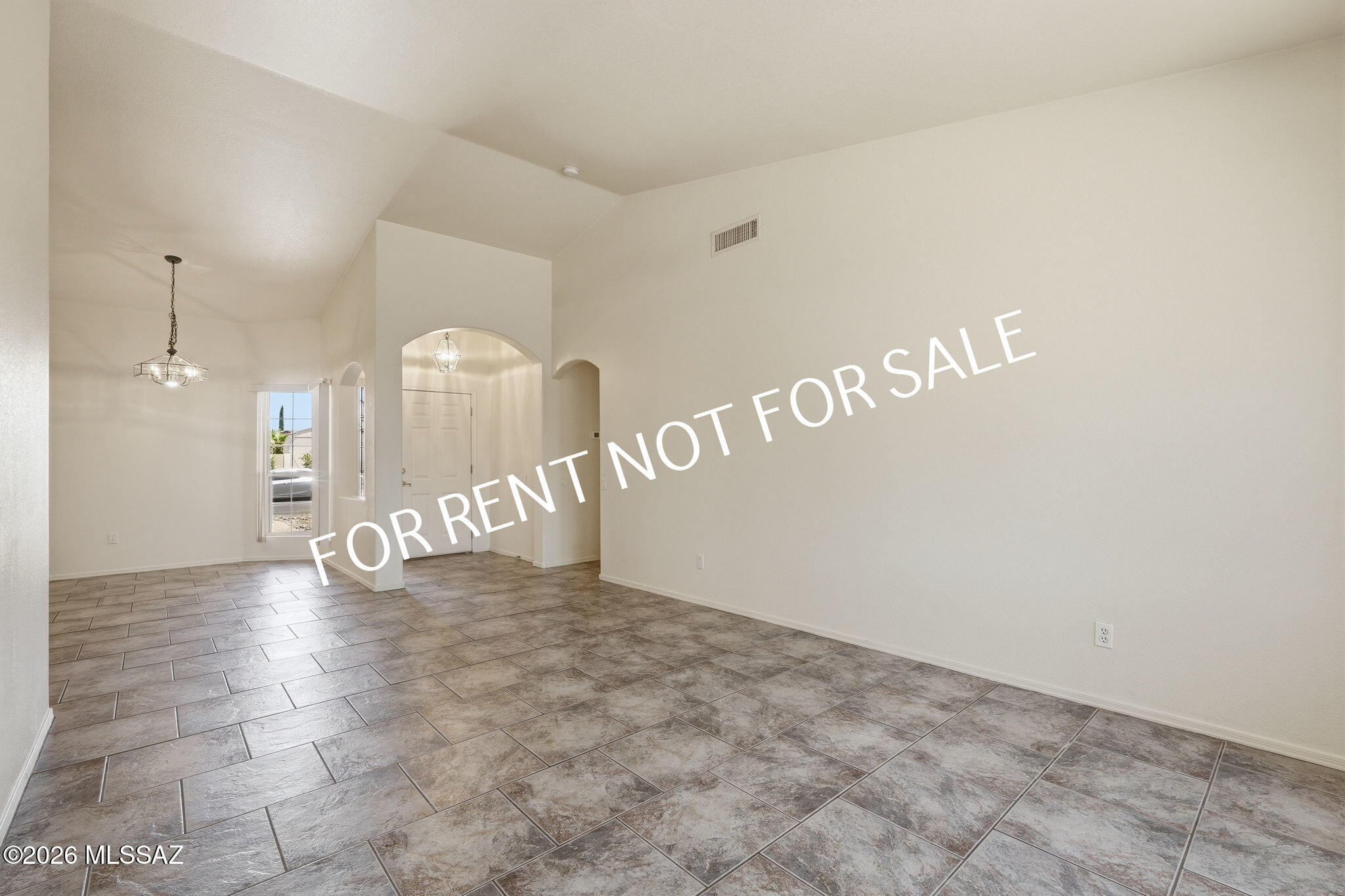 Hacienda Del Oro (1-78) - Residential Lease