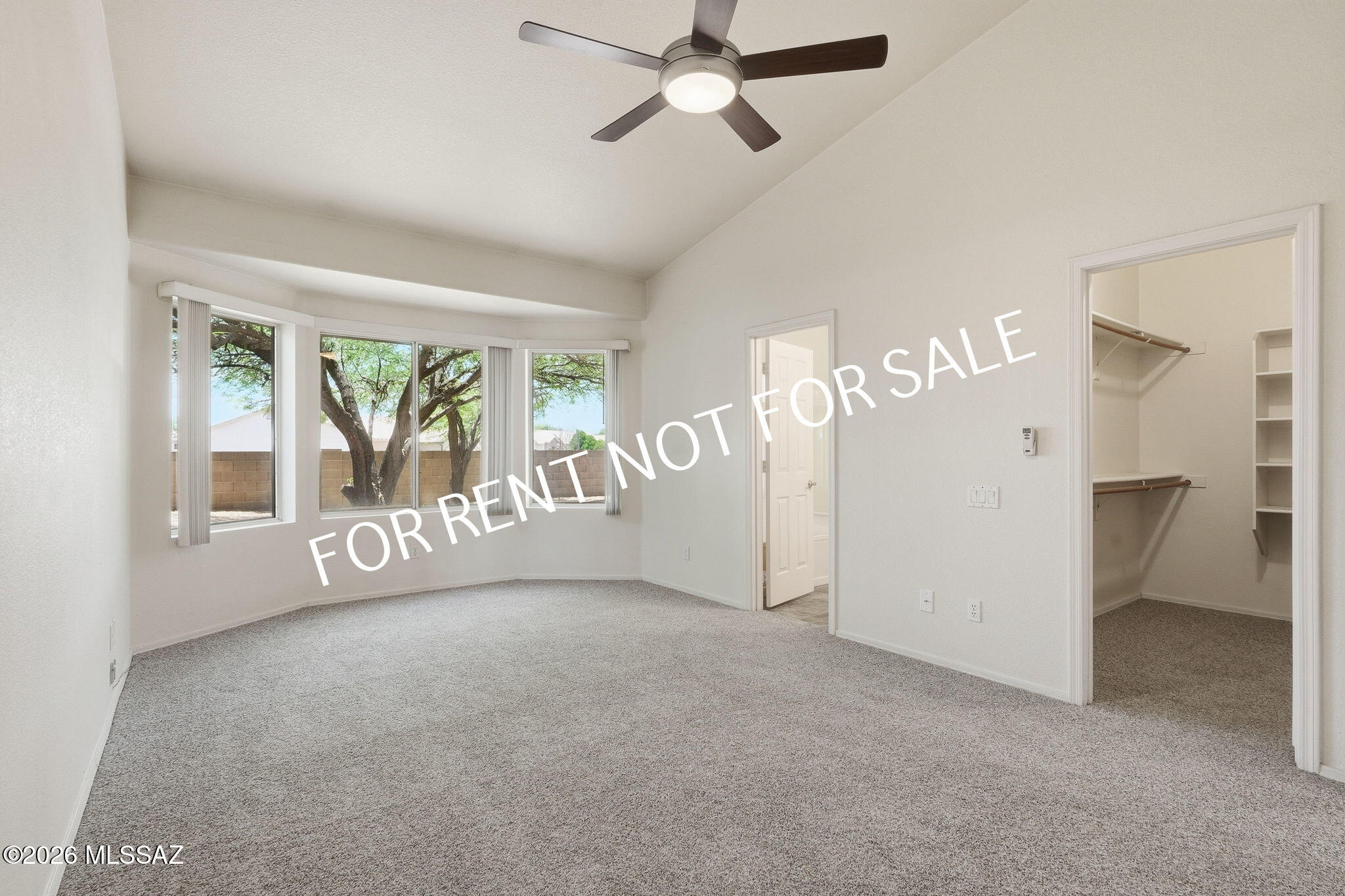 Hacienda Del Oro (1-78) - Residential Lease