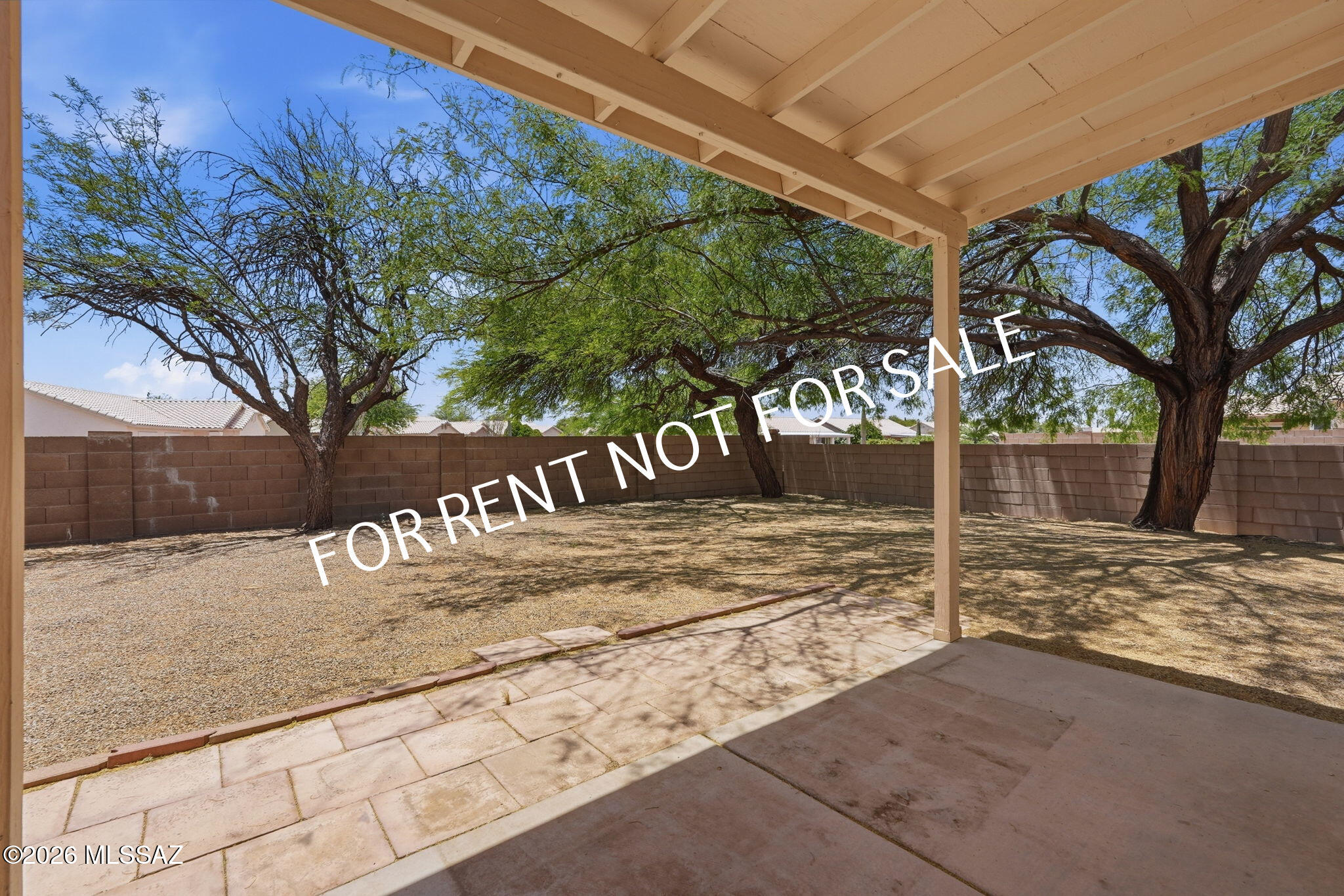 Hacienda Del Oro (1-78) - Residential Lease