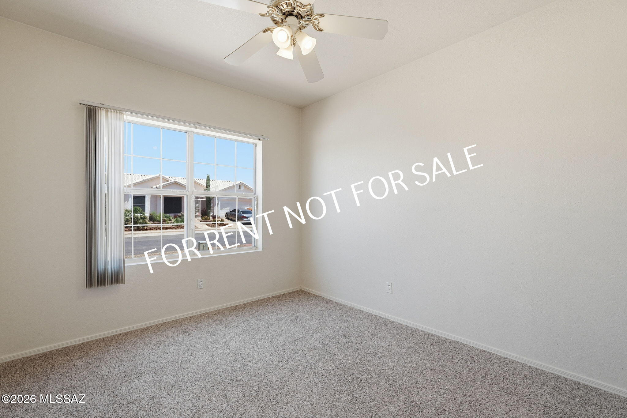 Hacienda Del Oro (1-78) - Residential Lease
