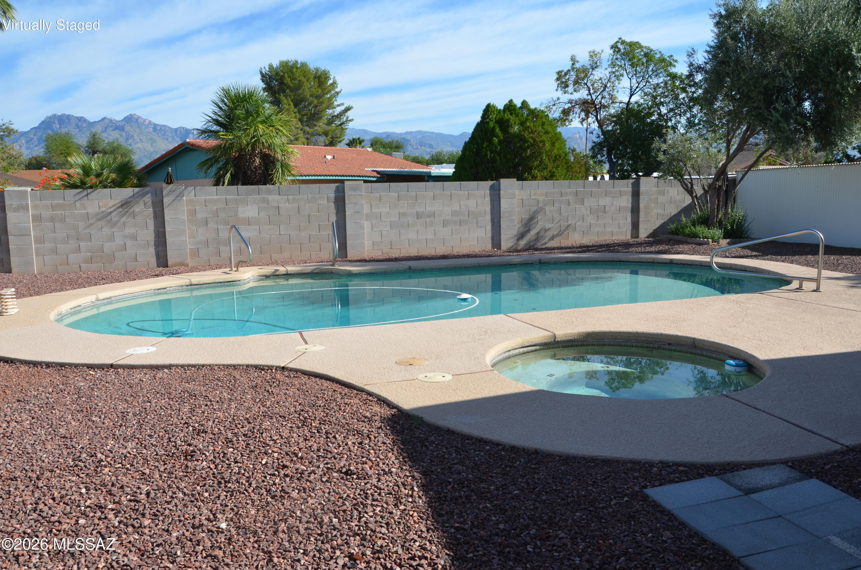 7601 E Rio Verde Drive