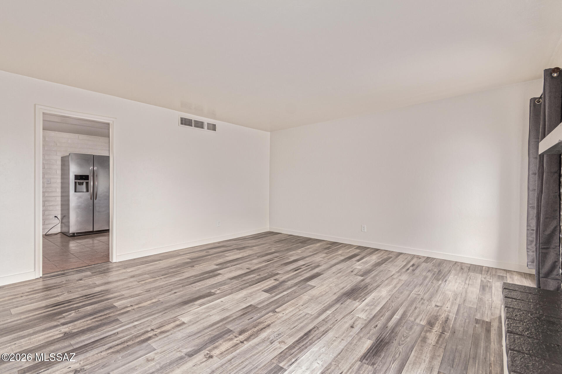 3001 S Edward Avenue